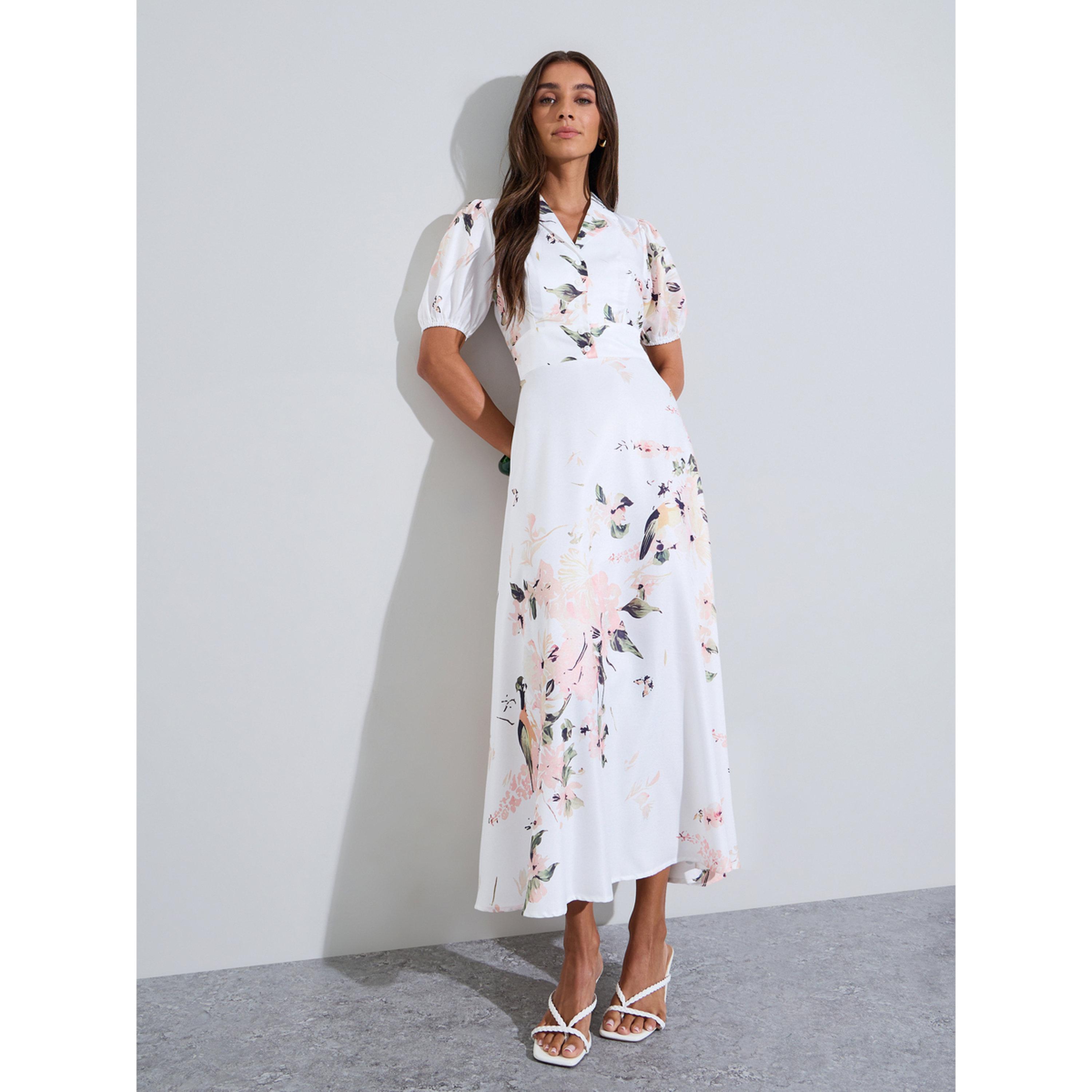 فستان قميص طويل بأكمام قصيرة منتفخة وتفاصيل ثنيات بطبعة زهور بلون أوف وايت-women-clothing-dresses-image-1