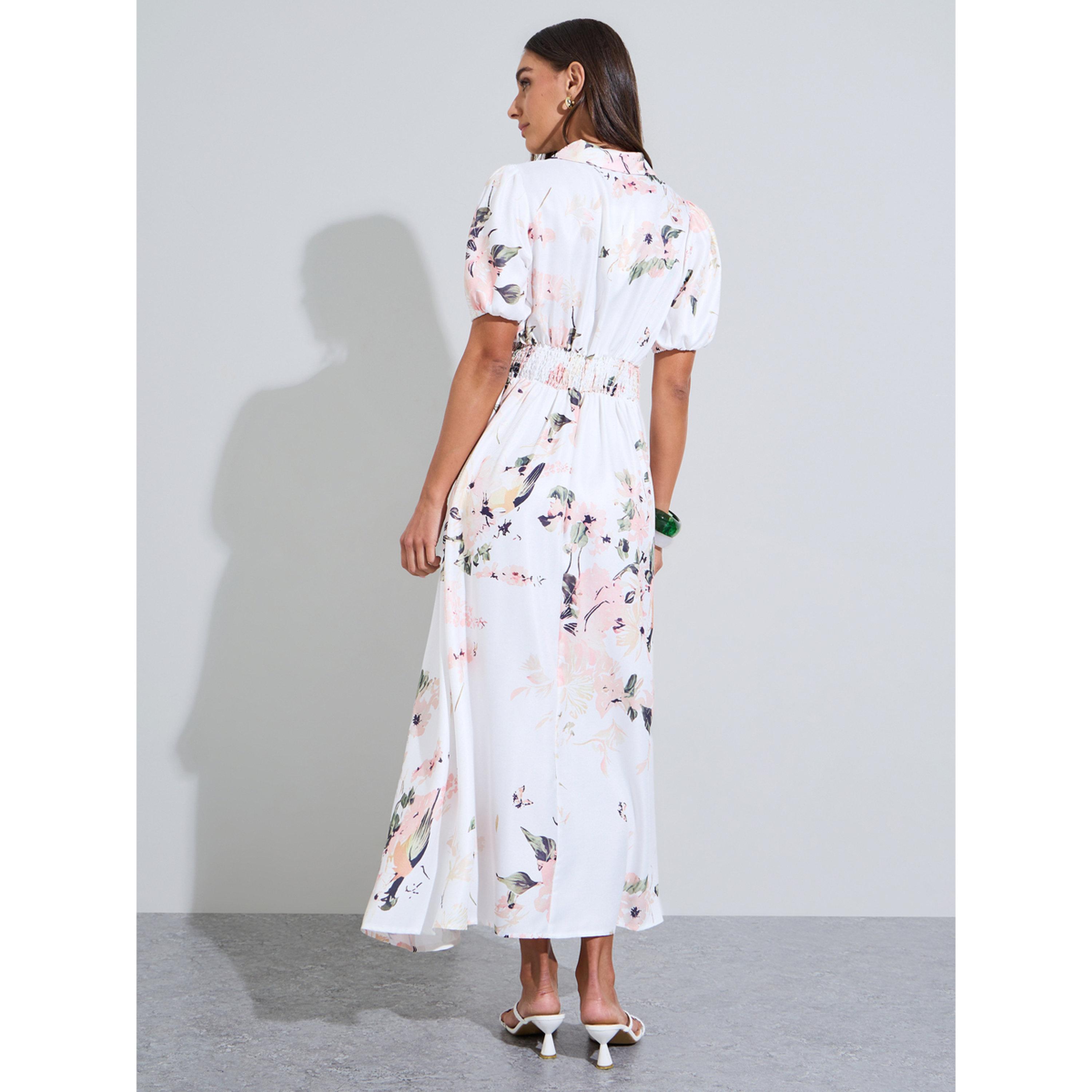 فستان قميص طويل بأكمام قصيرة منتفخة وتفاصيل ثنيات بطبعة زهور بلون أوف وايت-women-clothing-dresses-image-3