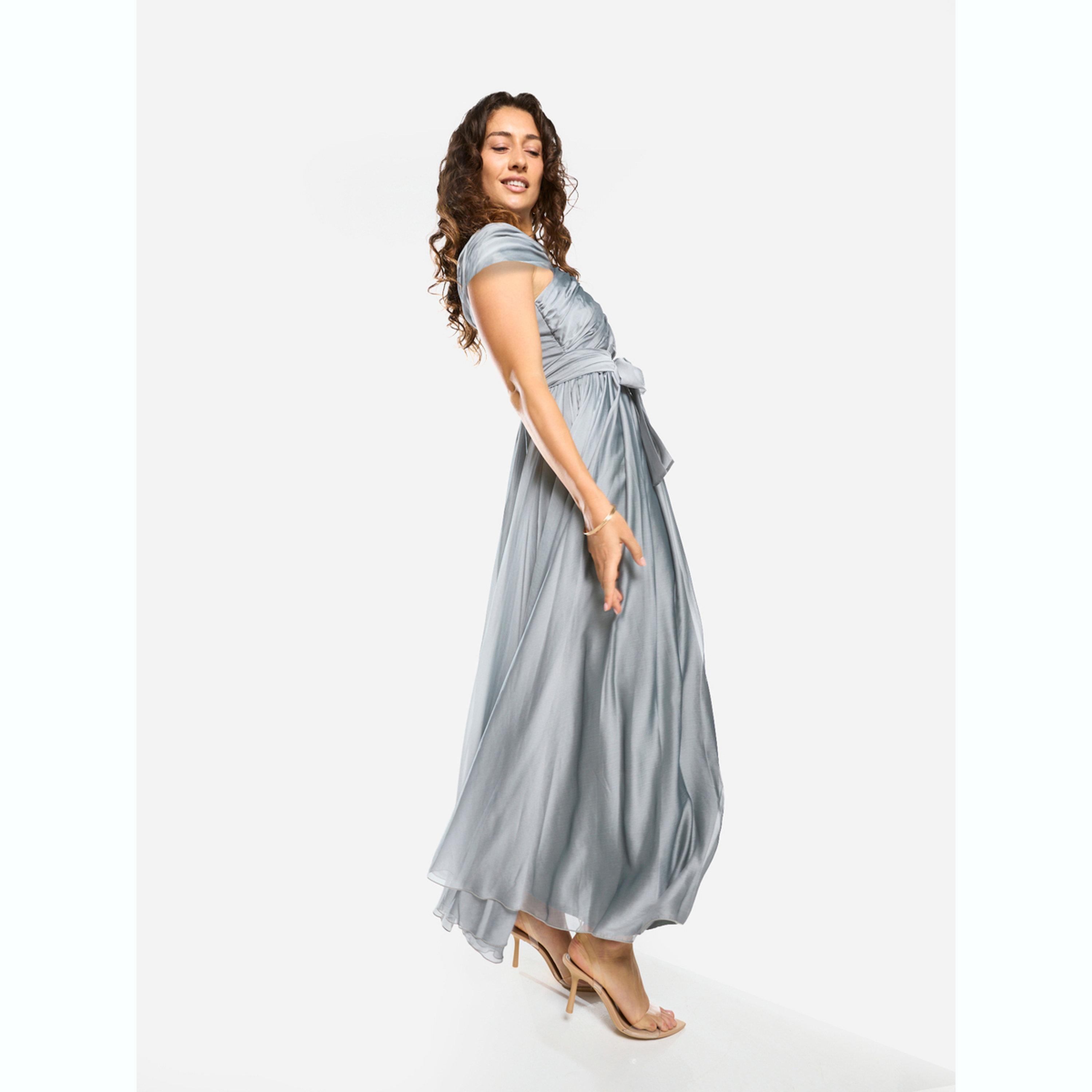 House of Moda X Styli Sculpted Bodice Full Flare Maxi Dress-women-clothing-dresses-image-3