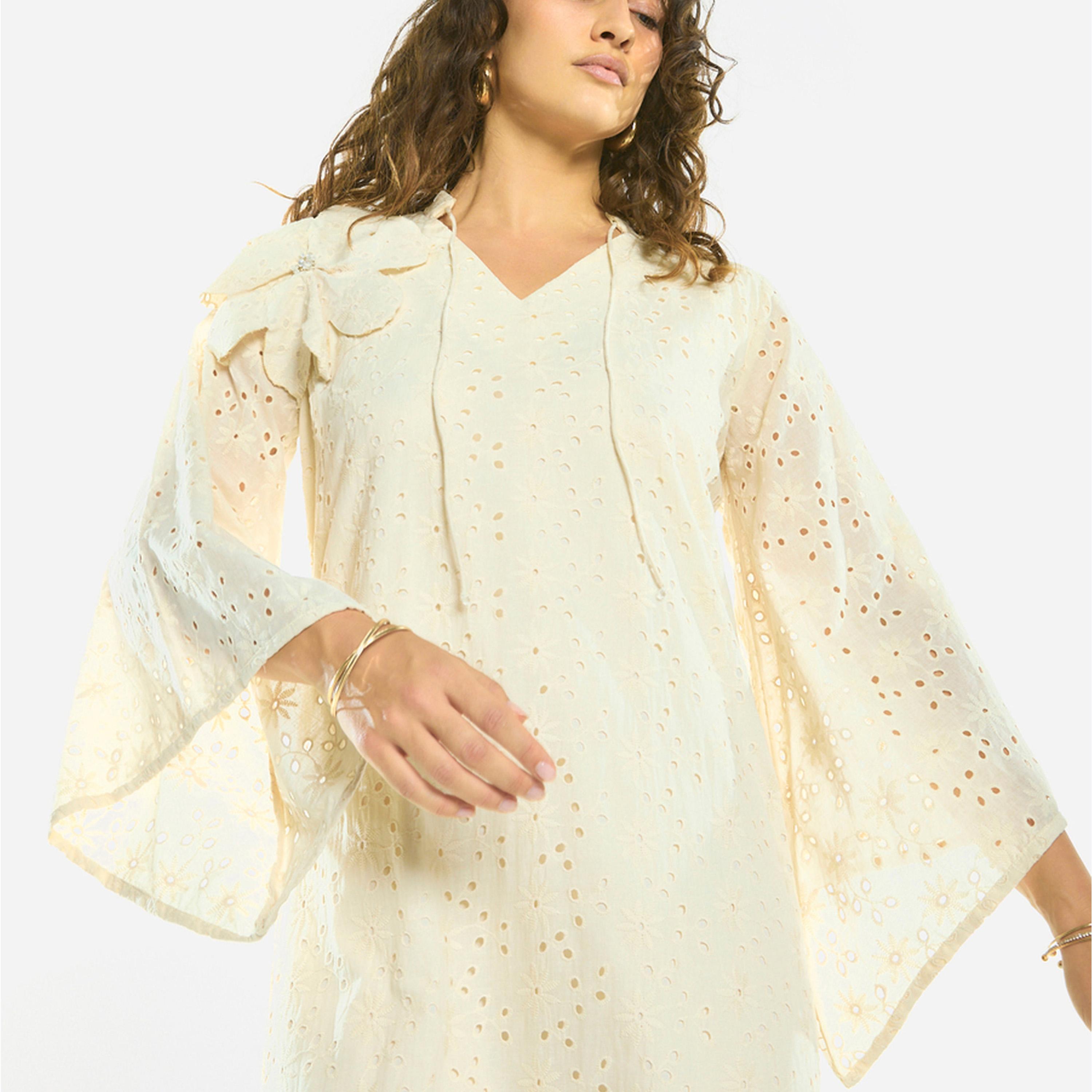 House of Moda X Styli Bow Detail Lace Cut-Out Maxi Dress-women-clothing-dresses-image-4