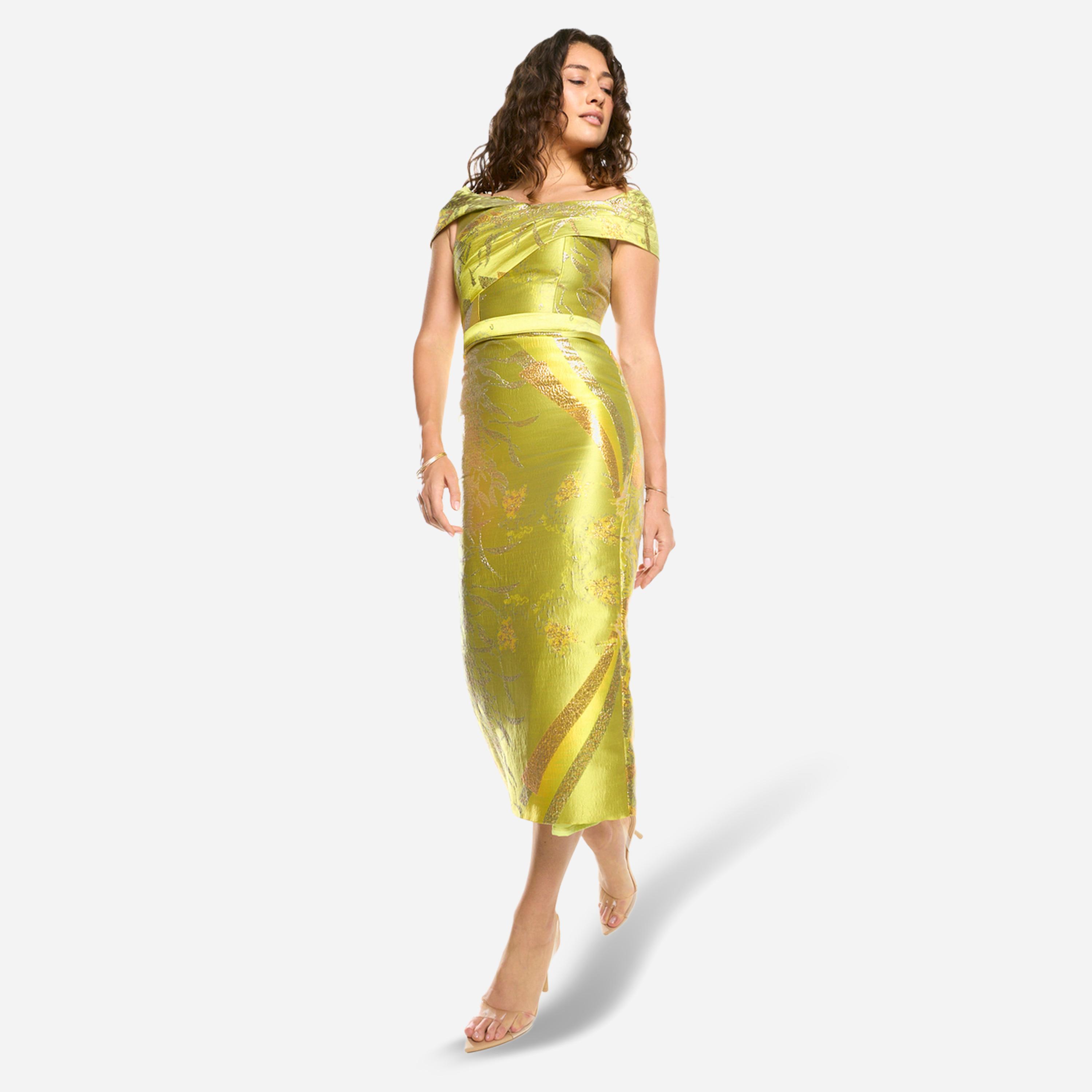 House of Moda X Styli Textured Off-Shoulder Sculpt Midi Dress-women-clothing-dresses-image-4