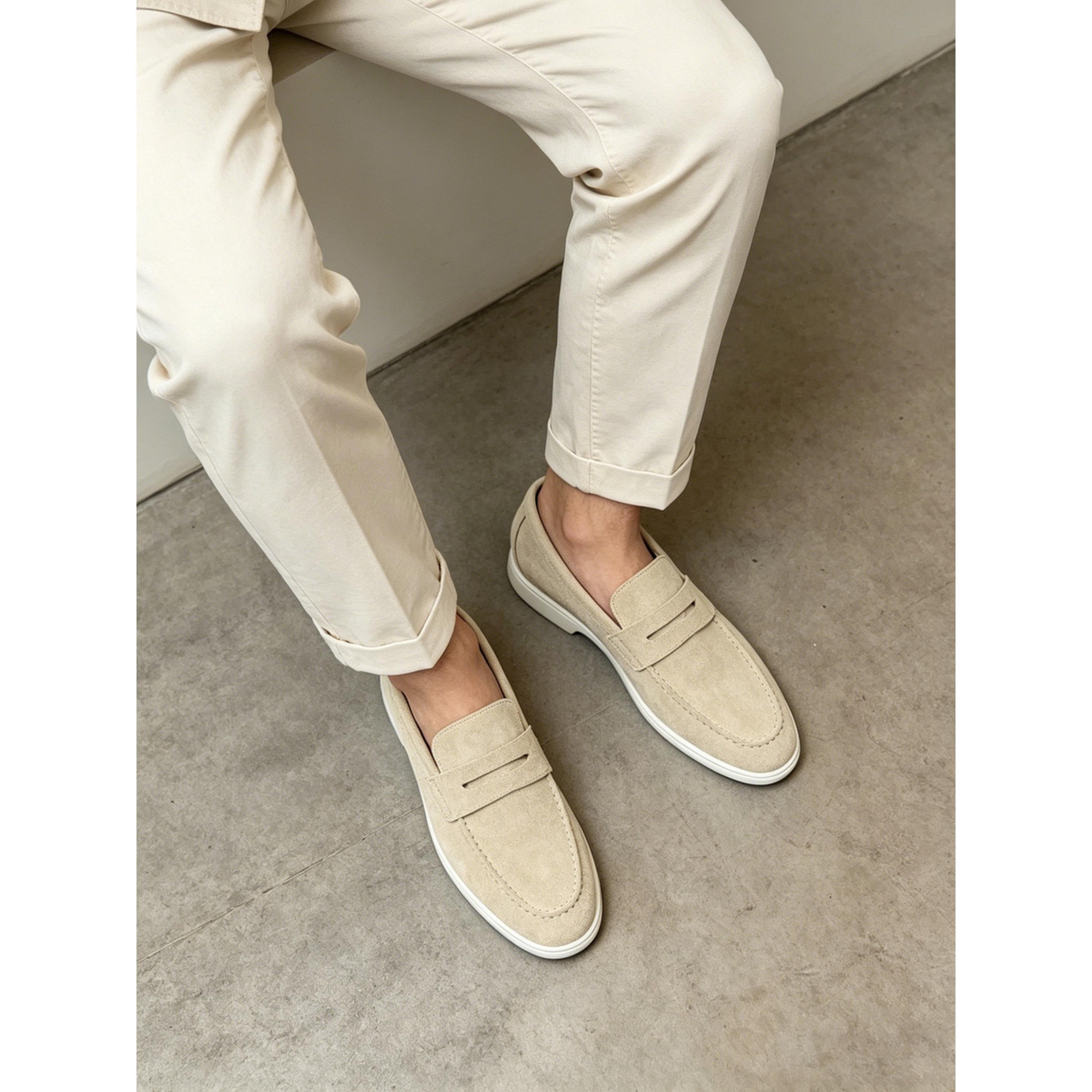 حذاء لوفرز كاجوال رجالي - كريمي-men-shoes-loafersandmoccasins-image-2