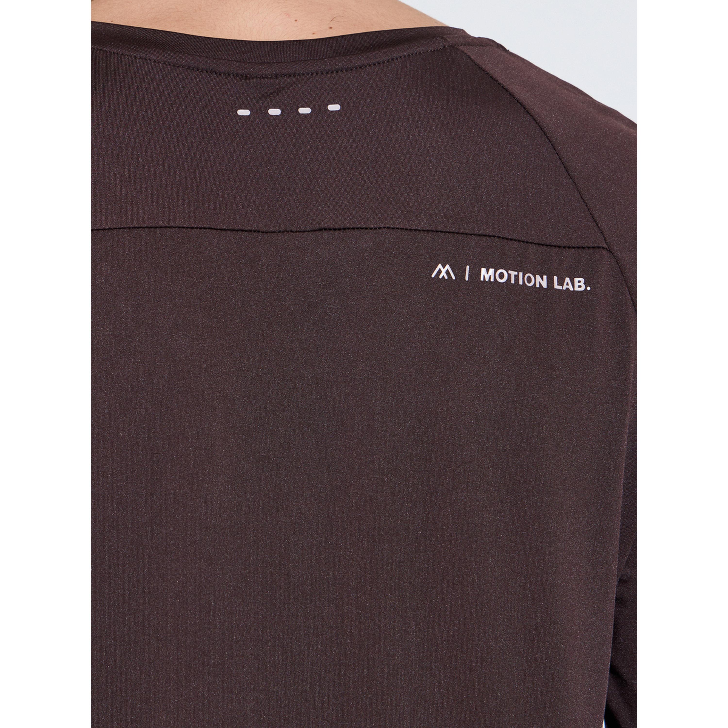 Styli Brown Solid Muscle Fit Long Sleeve Running T-Shirt-men-clothing-sportswearandactivewear-tshirtsandpolos-image-5