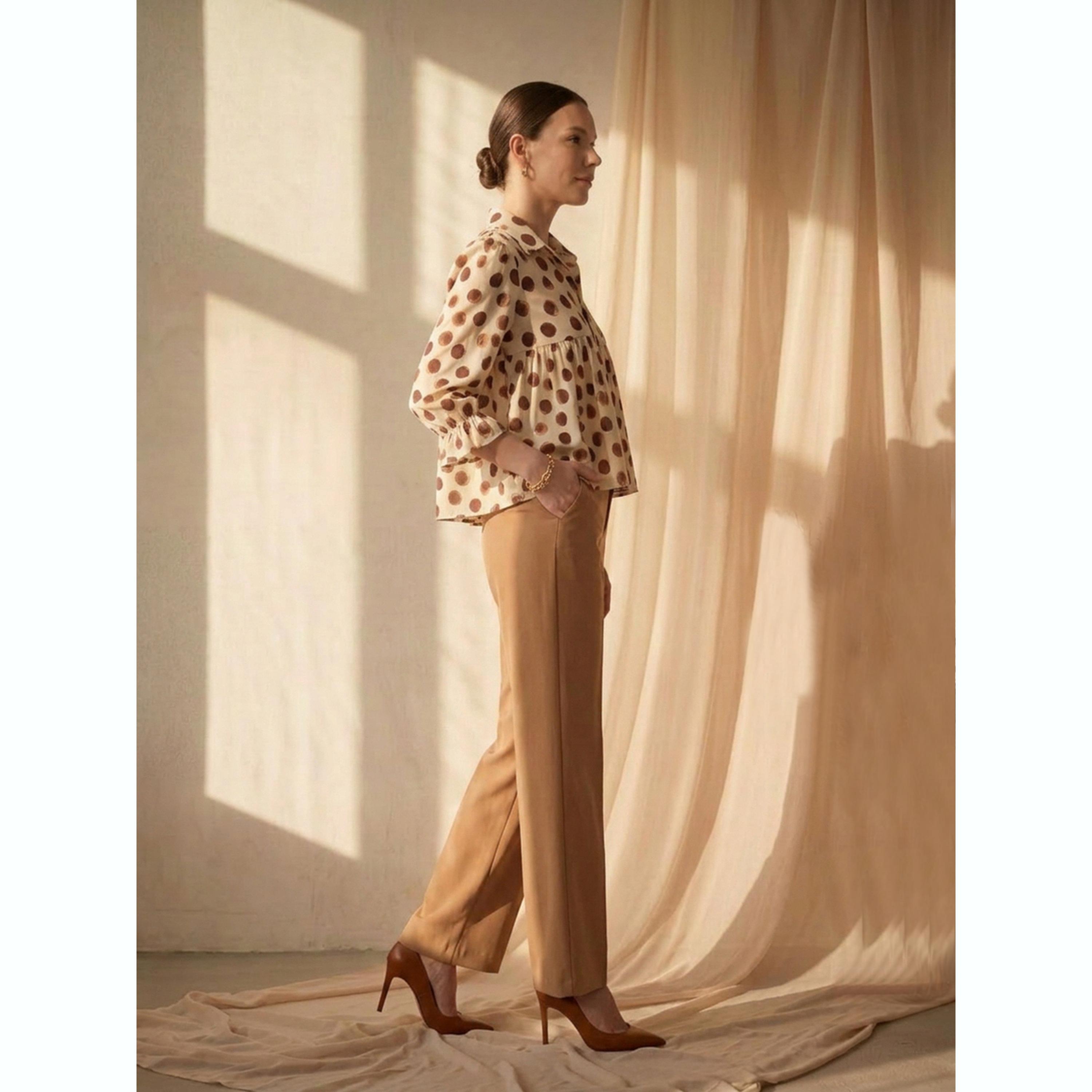 بلوزة بنمط نقاط البولكا وقصة كشكش باللون الكريمتي-women-clothing-shirtsandblouses-blouses-image-3