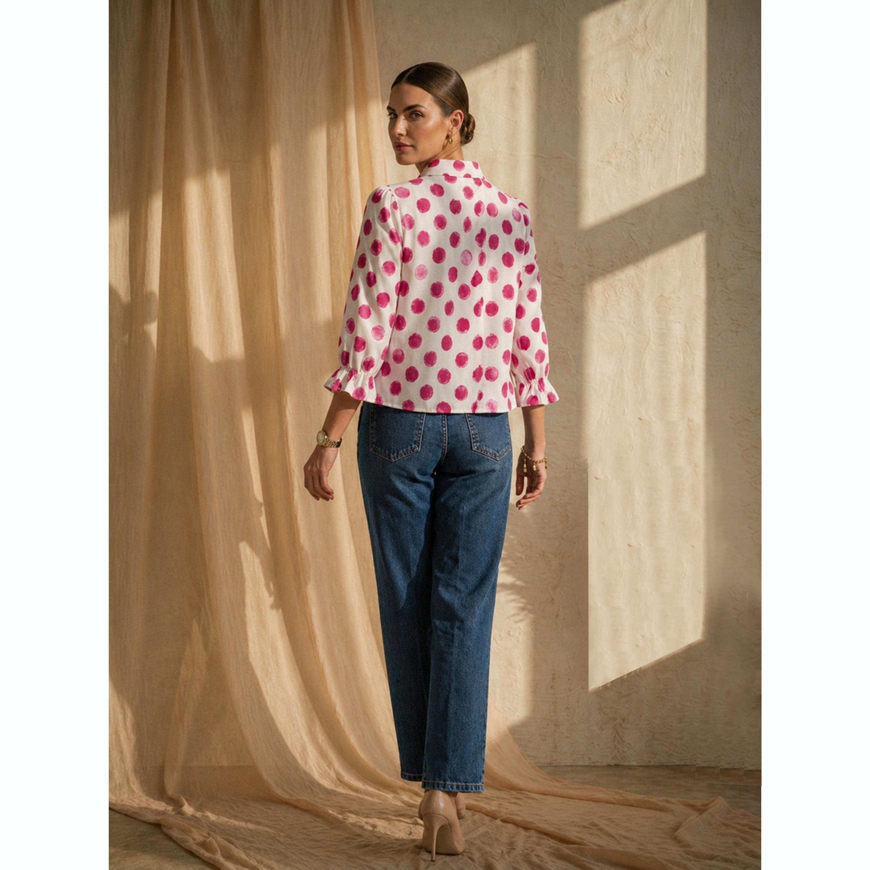 بلوزة بنمط نقاط البولكا وقصة كشكش باللون الأبيض-women-clothing-shirtsandblouses-blouses-image-5