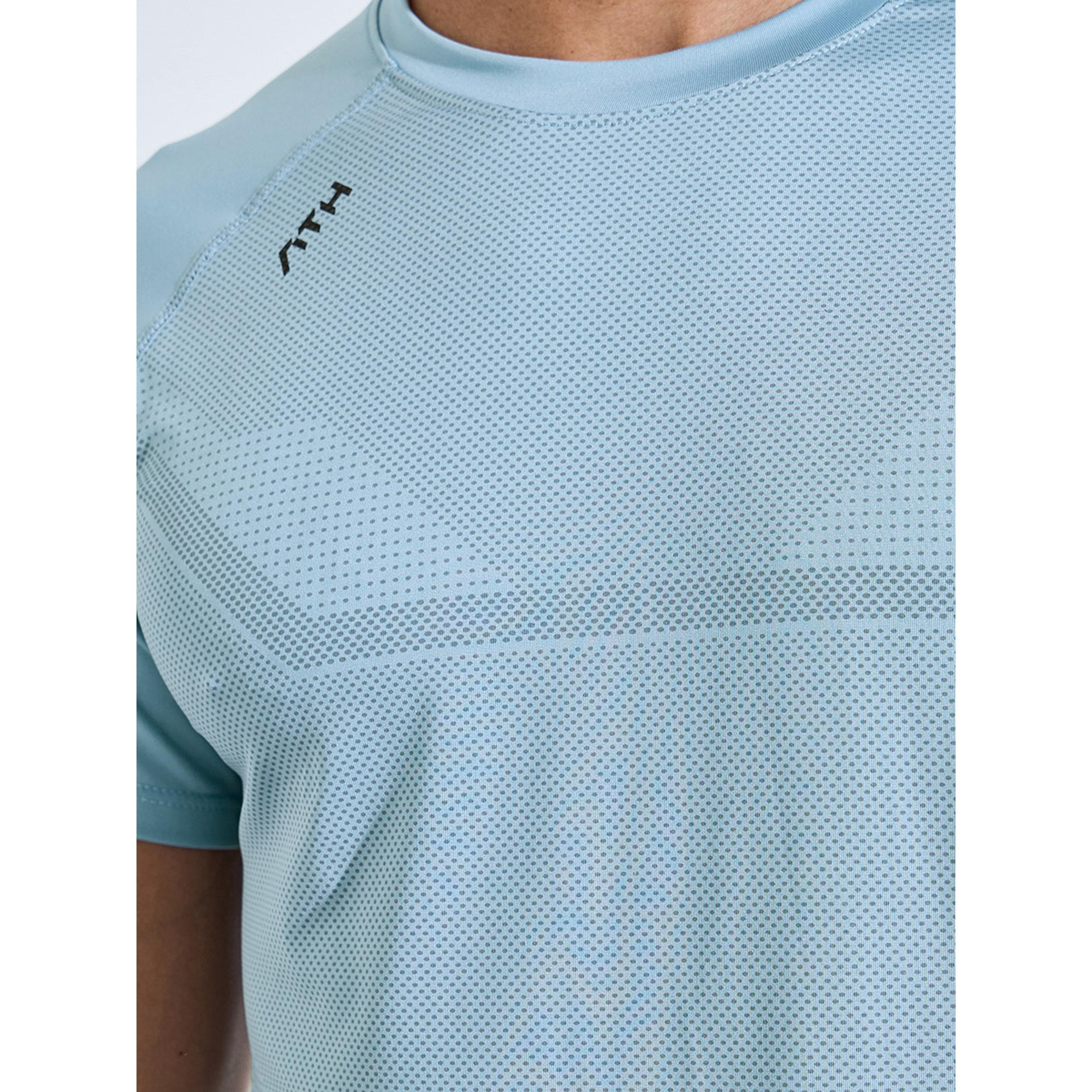 تيشيرت رياضي بأكمام قصيرة وطبعة-men-clothing-sportswearandactivewear-tshirtsandpolos-image-5