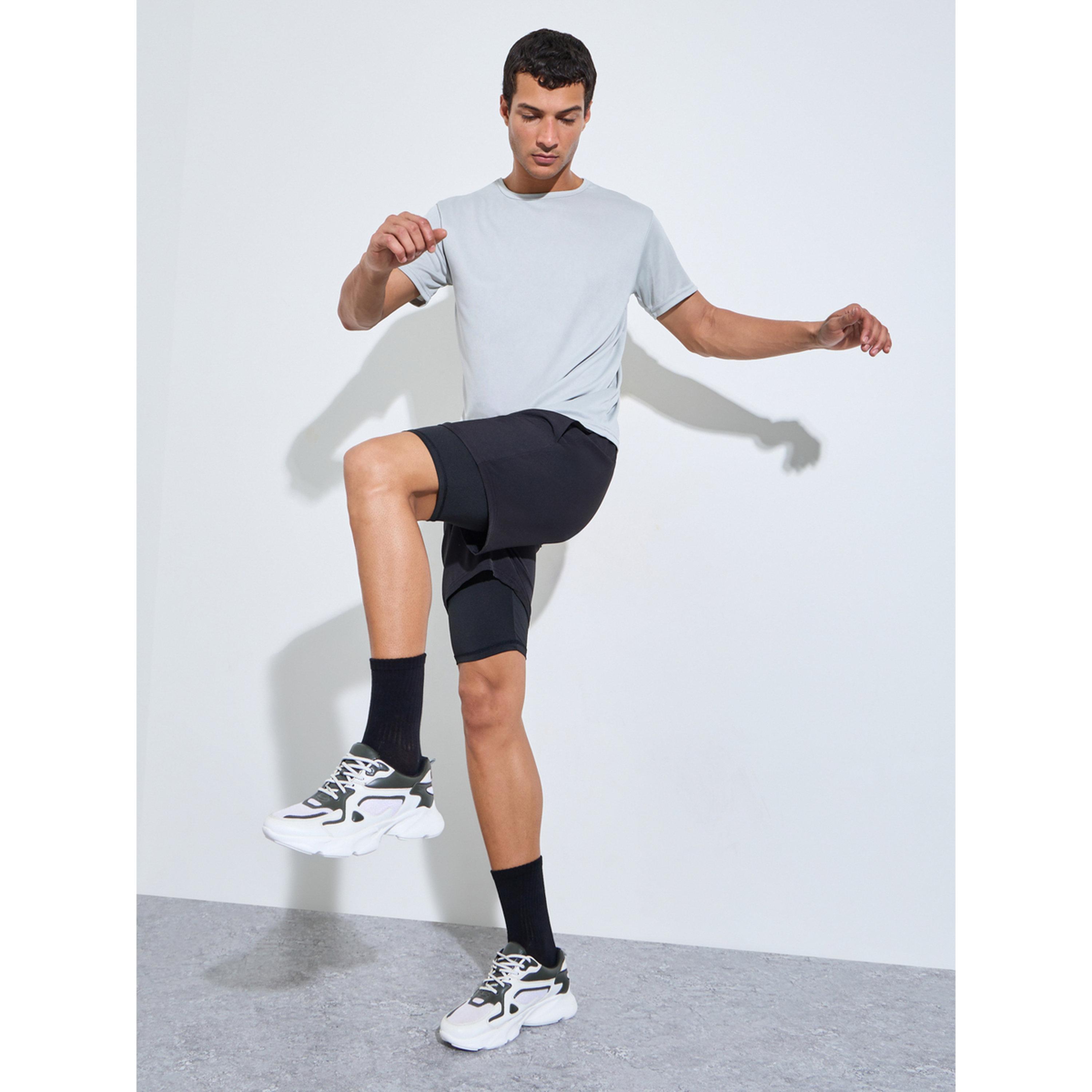 شورت للجري 2 في 1 للرجال-men-clothing-sportswearandactivewear-bottoms-image-2