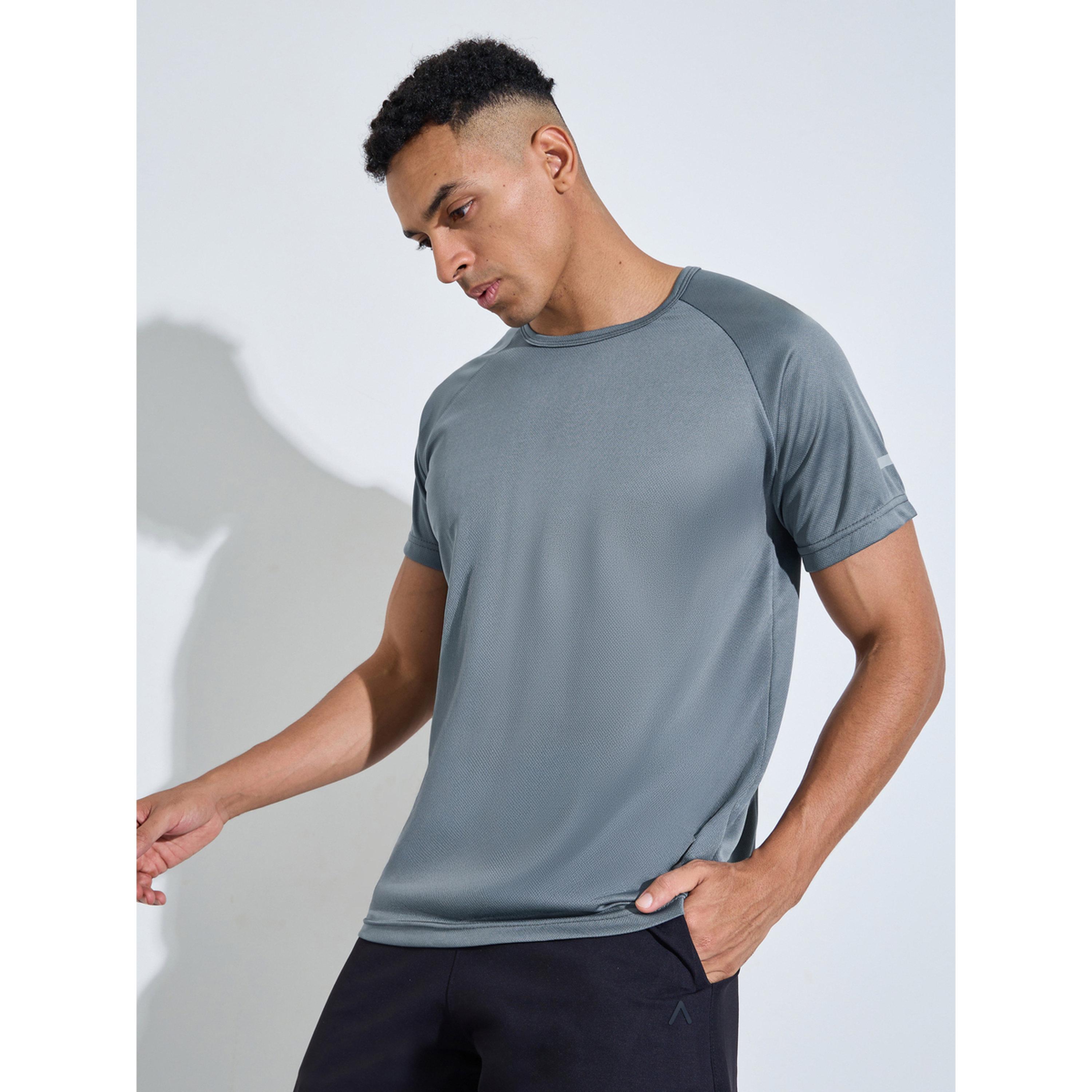 تيشيرت للجري بأكمام ريجلان سادة-men-clothing-sportswearandactivewear-tshirtsandpolos-image-1