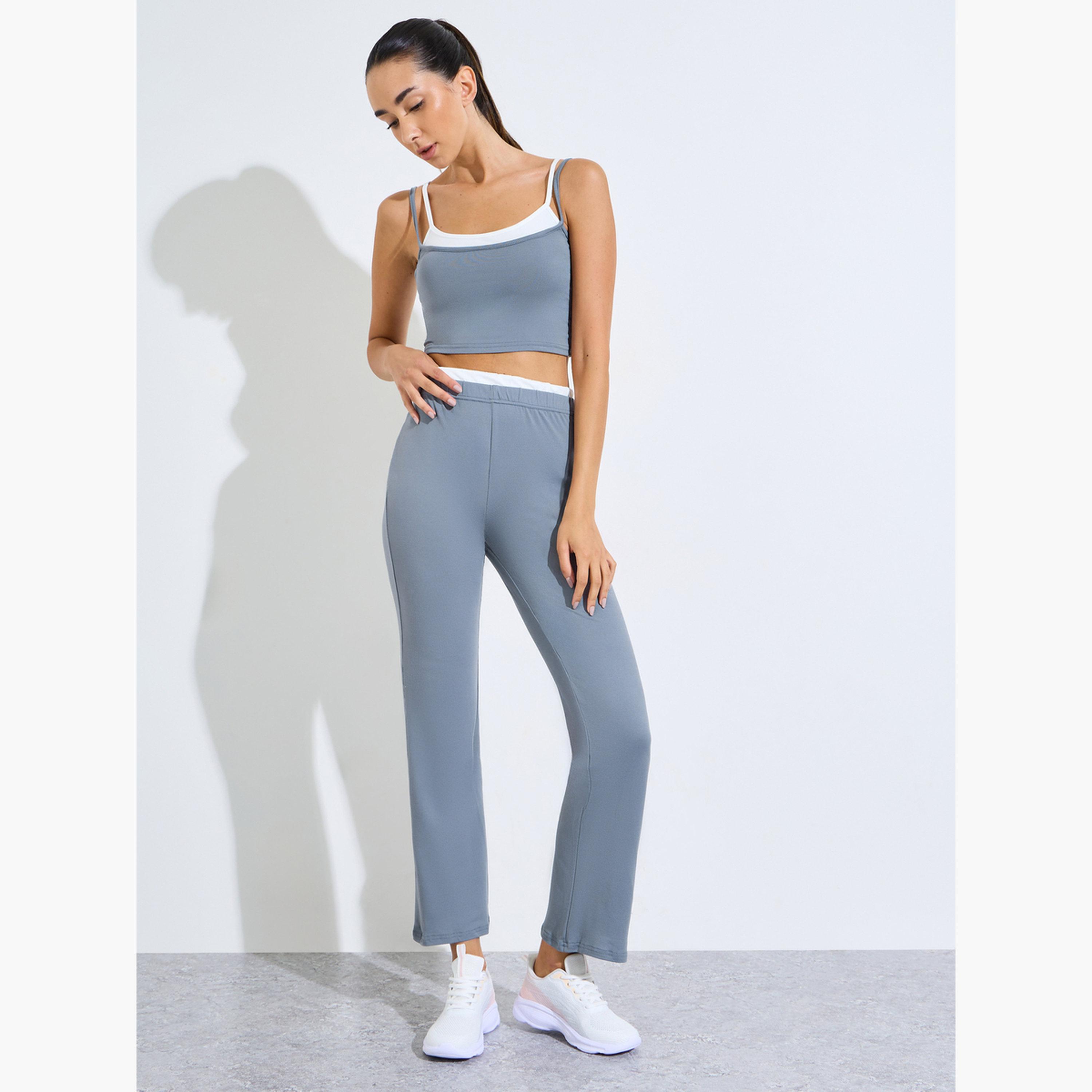ستايلي - طقم مكون من توب بدون أكمام وحمالتين بلون رمادي متباين وبنطال مستقيم-sports-women-clothing-trackpantsandtracksuits-image-1