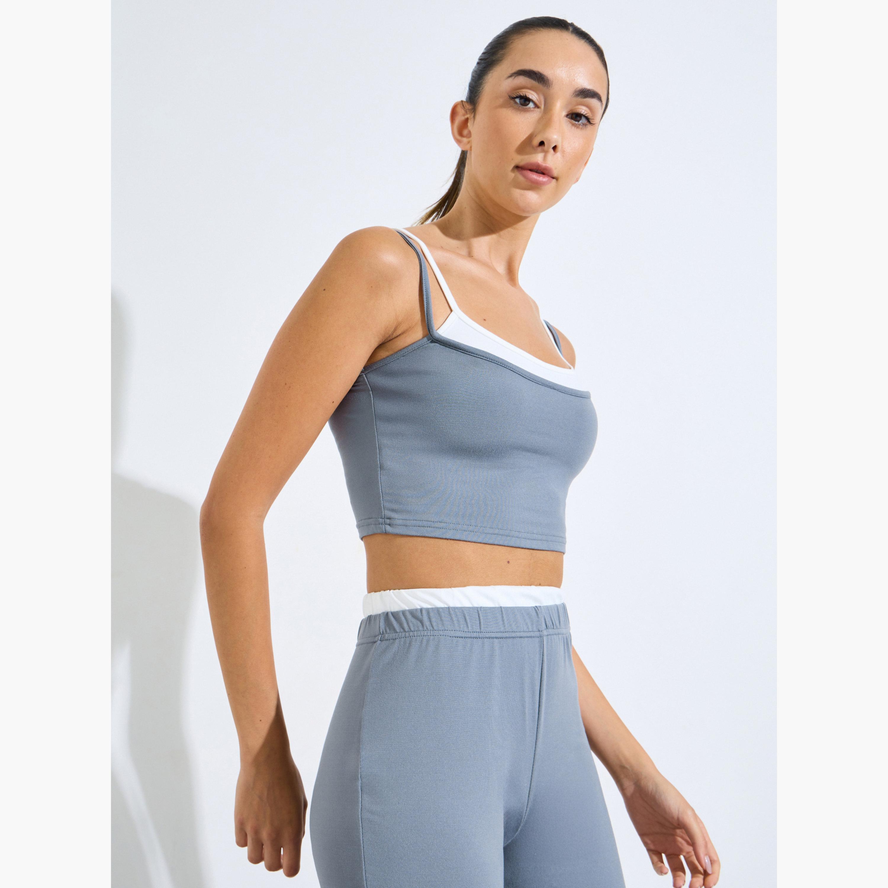 ستايلي - طقم مكون من توب بدون أكمام وحمالتين بلون رمادي متباين وبنطال مستقيم-sports-women-clothing-trackpantsandtracksuits-image-3