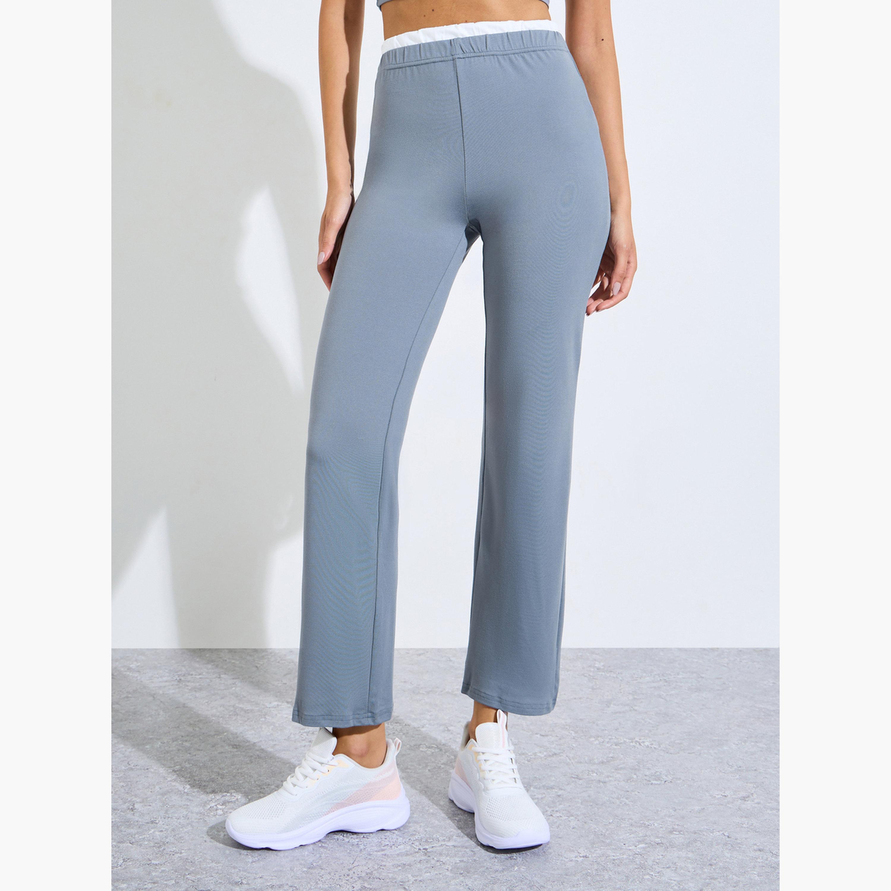 ستايلي - طقم مكون من توب بدون أكمام وحمالتين بلون رمادي متباين وبنطال مستقيم-sports-women-clothing-trackpantsandtracksuits-image-5