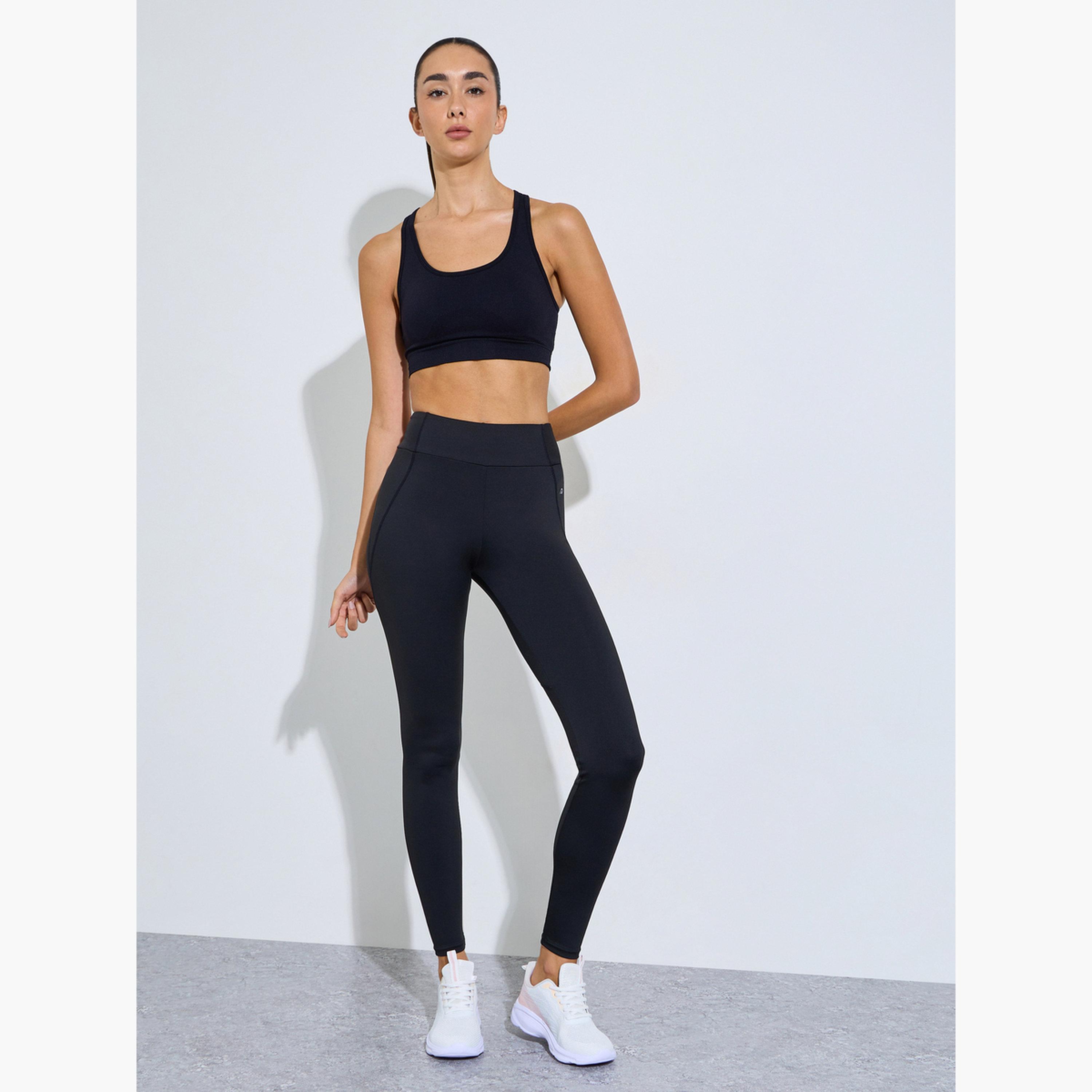 Styli Black Seamless Racerback Sports Bra-women-clothing-sportswearandactivewear-sportsbras-image-2