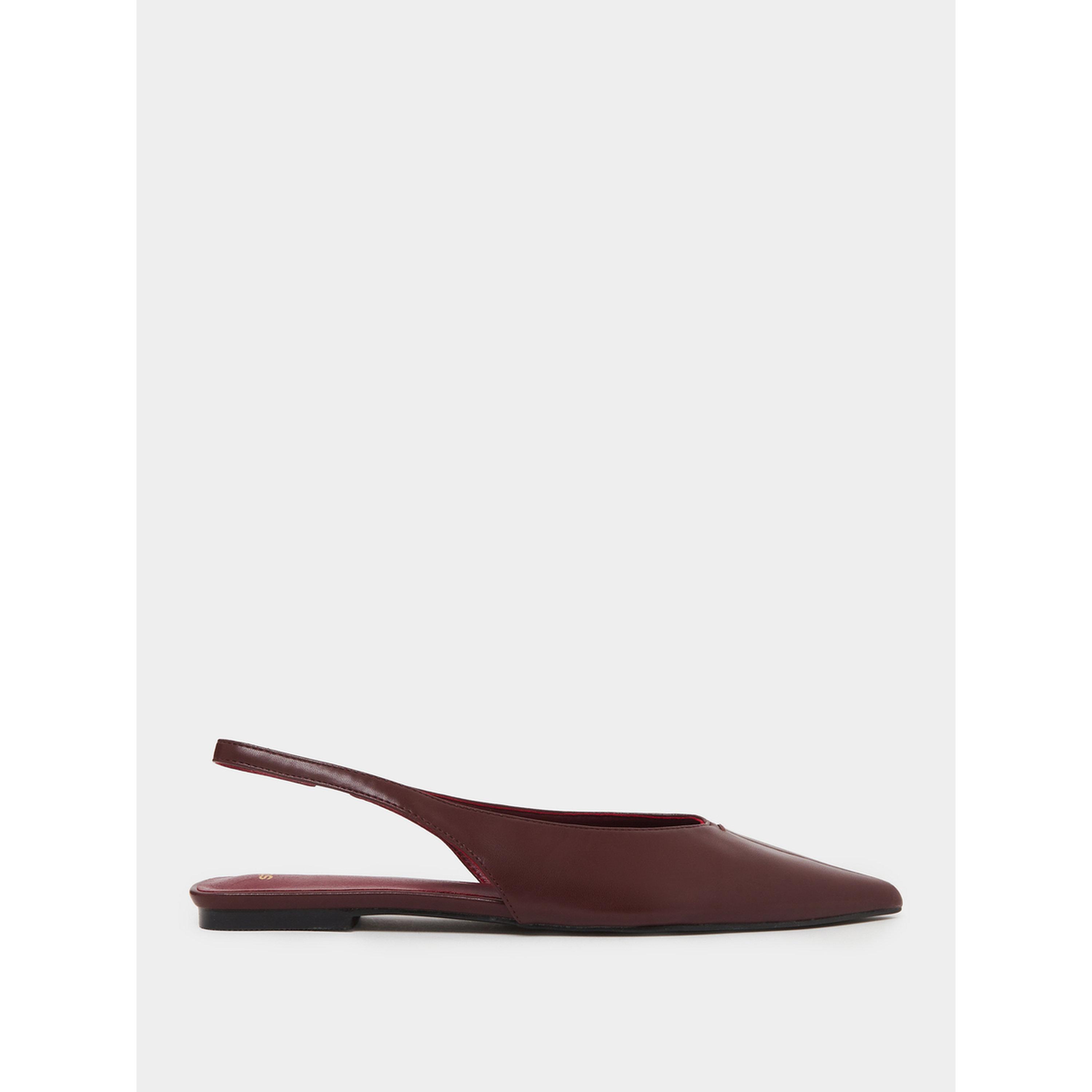 حذاء بحزام خلفي باللون البرغندي-women-shoes-sandals-flats-image-3