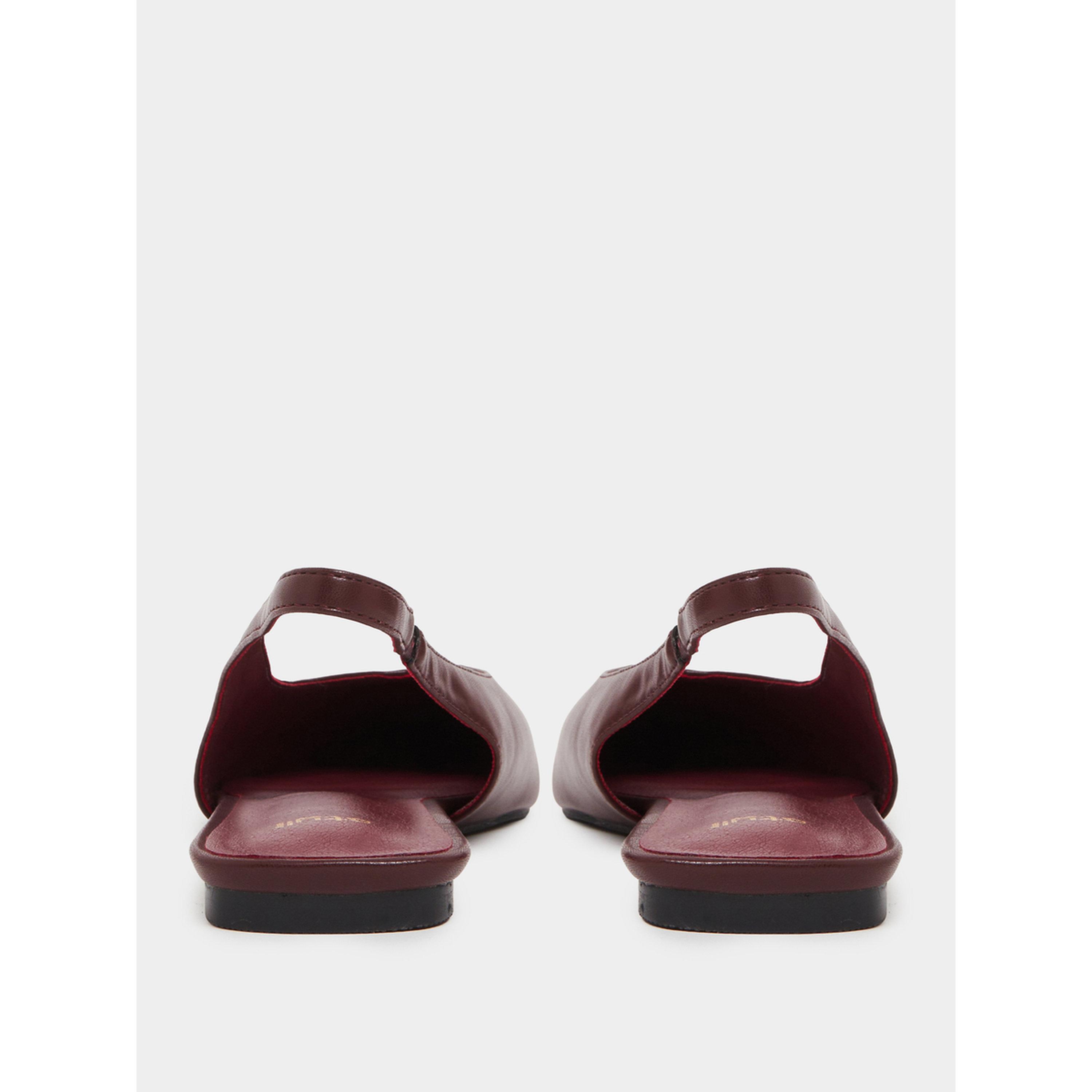 حذاء بحزام خلفي باللون البرغندي-women-shoes-sandals-flats-image-6