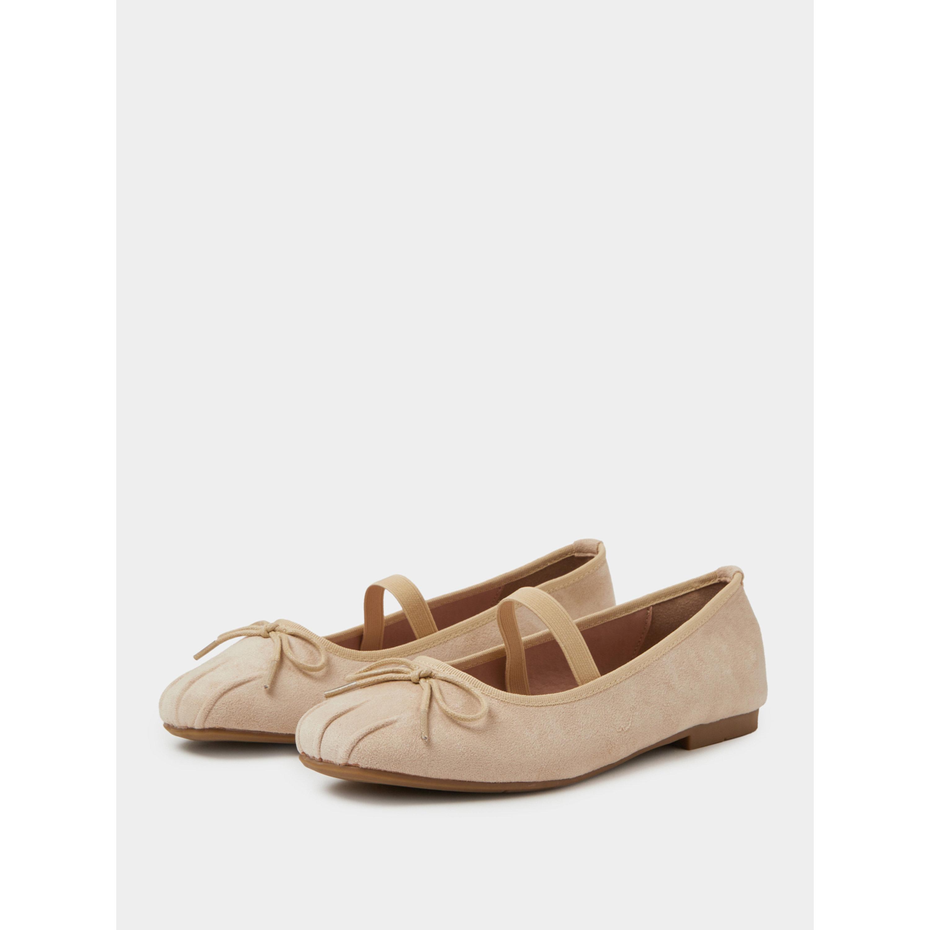 حذاء باليرينا سويد بتفاصيل فيونكة باللون البيج-women-shoes-flats-ballerinas-image-1