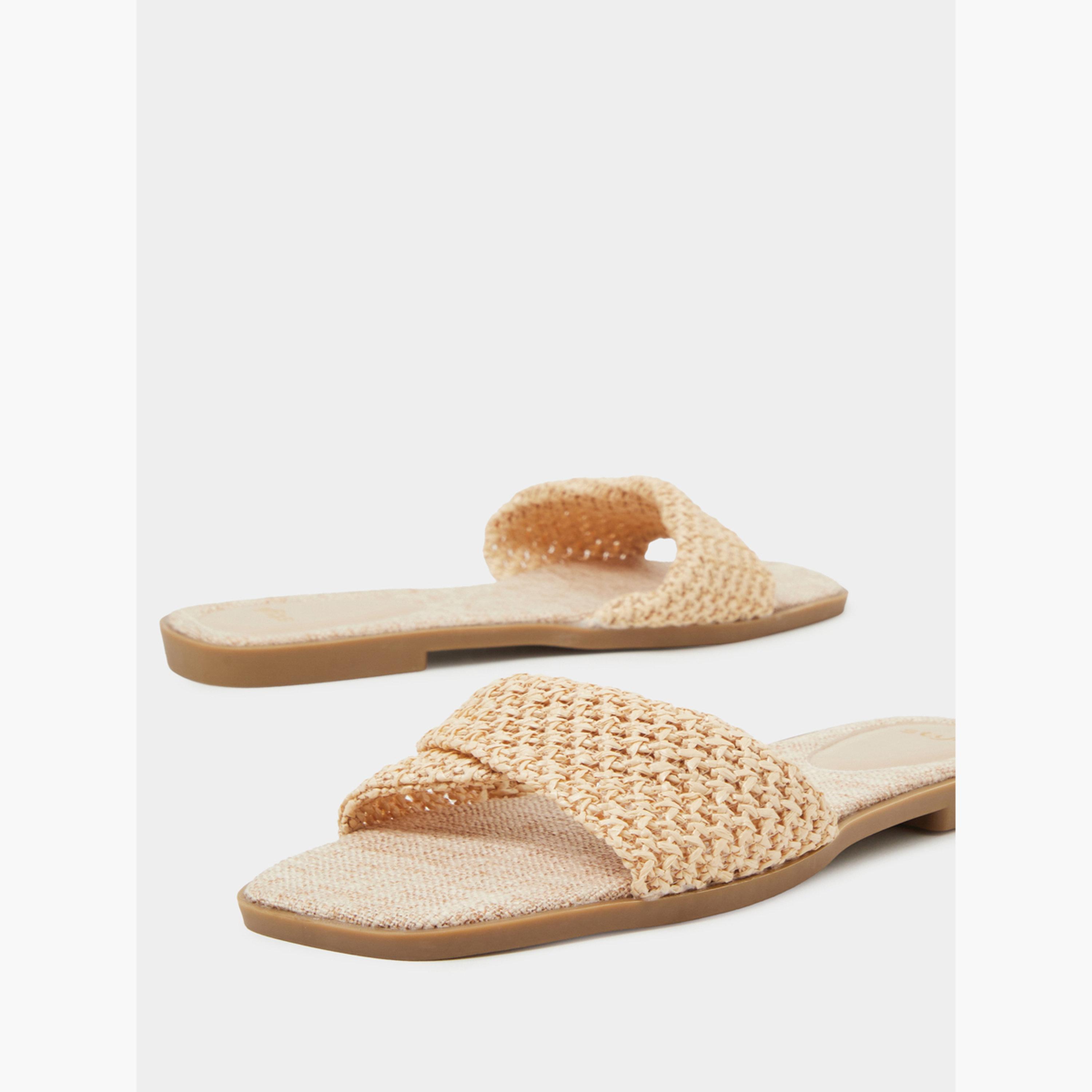 صندل فلات بتفاصيل منسوجة ومقدمة مفتوحة-women-shoes-sandals-flats-image-5