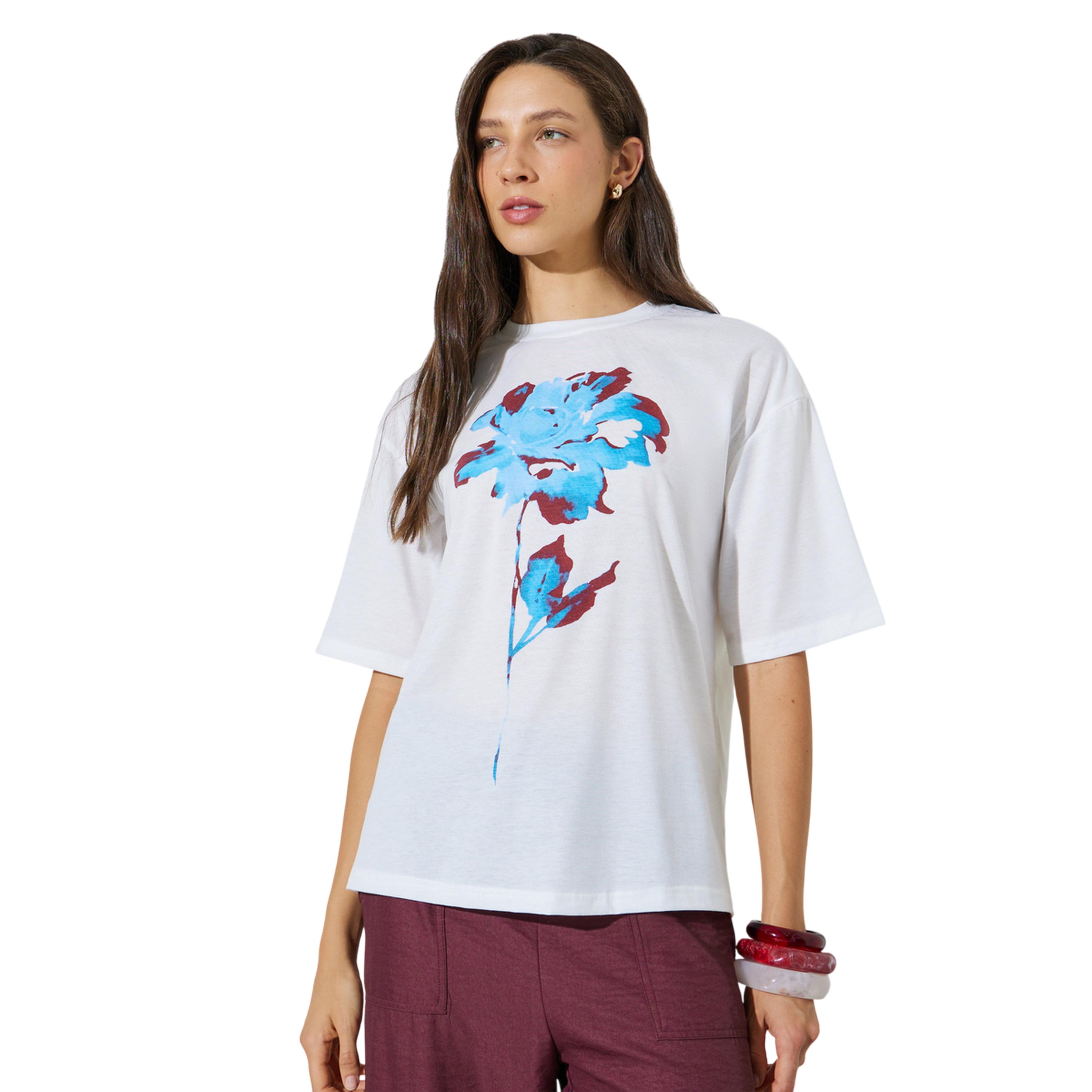 تيشيرت بقصة مريحة وطبعة جرافيك-women-clothing-tshirts-image-1