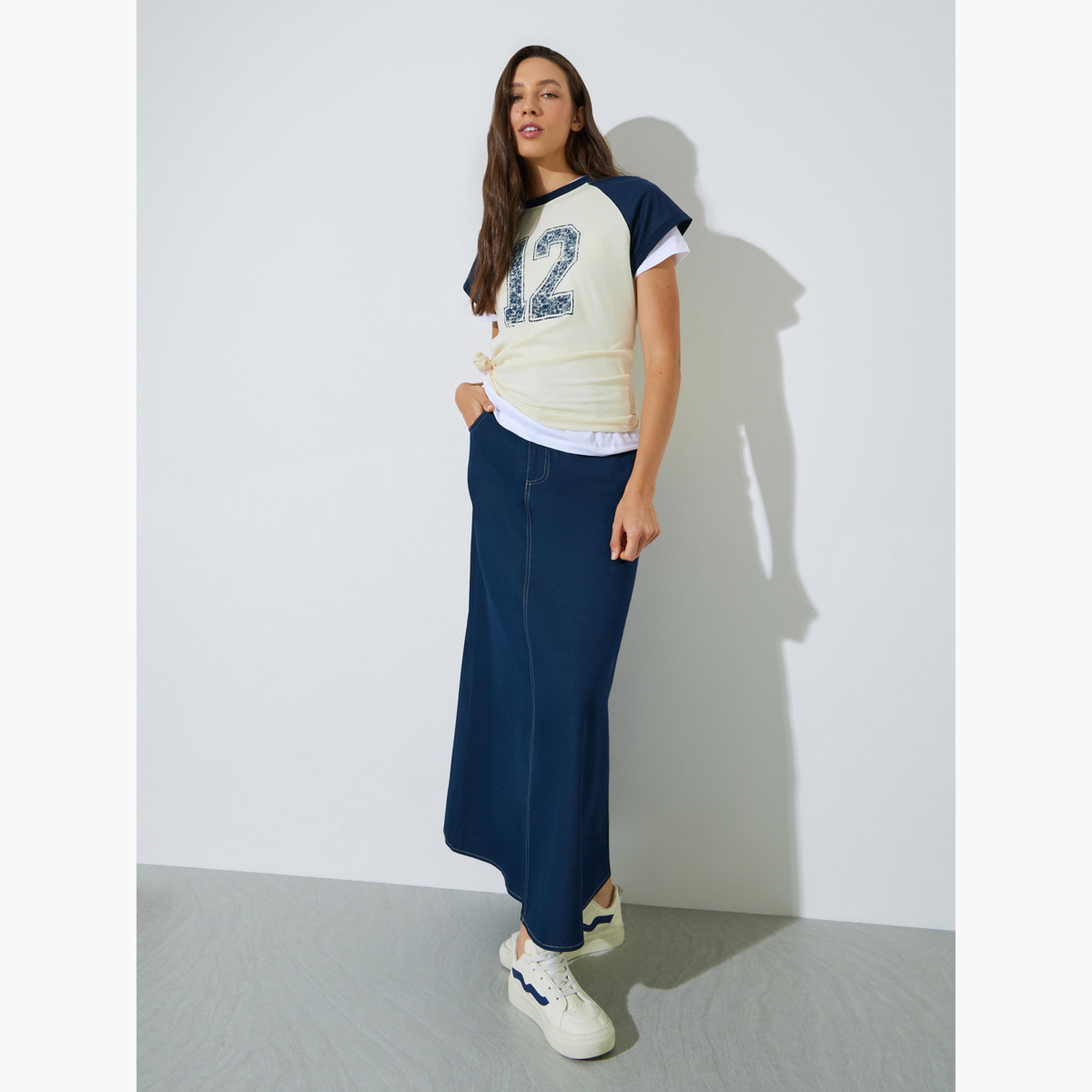 تيشيرت بقصة عادية وأكمام ريجلان-women-clothing-tshirts-image-2