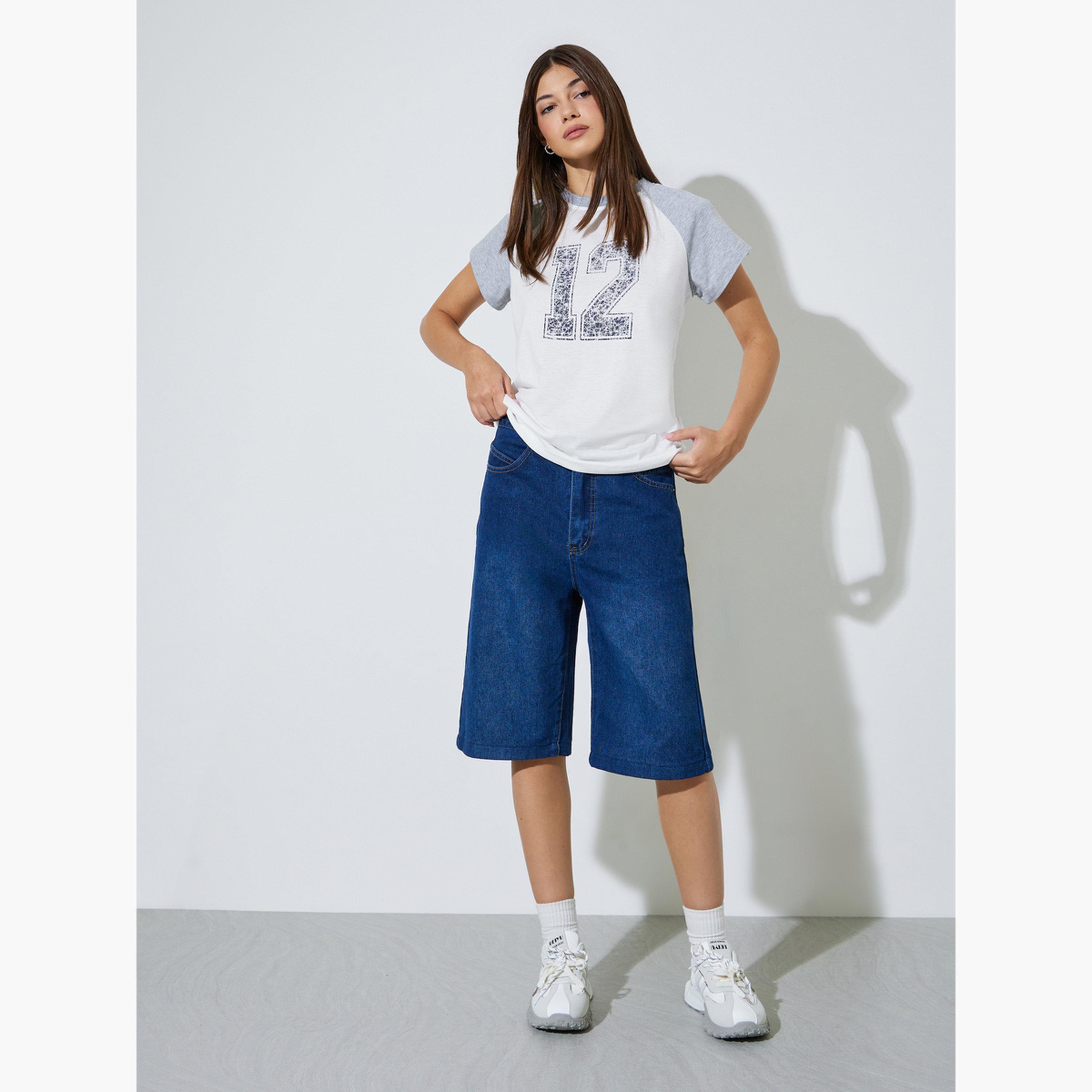 تيشيرت بقصة عادية وأكمام ريجلان-women-clothing-tshirts-image-2