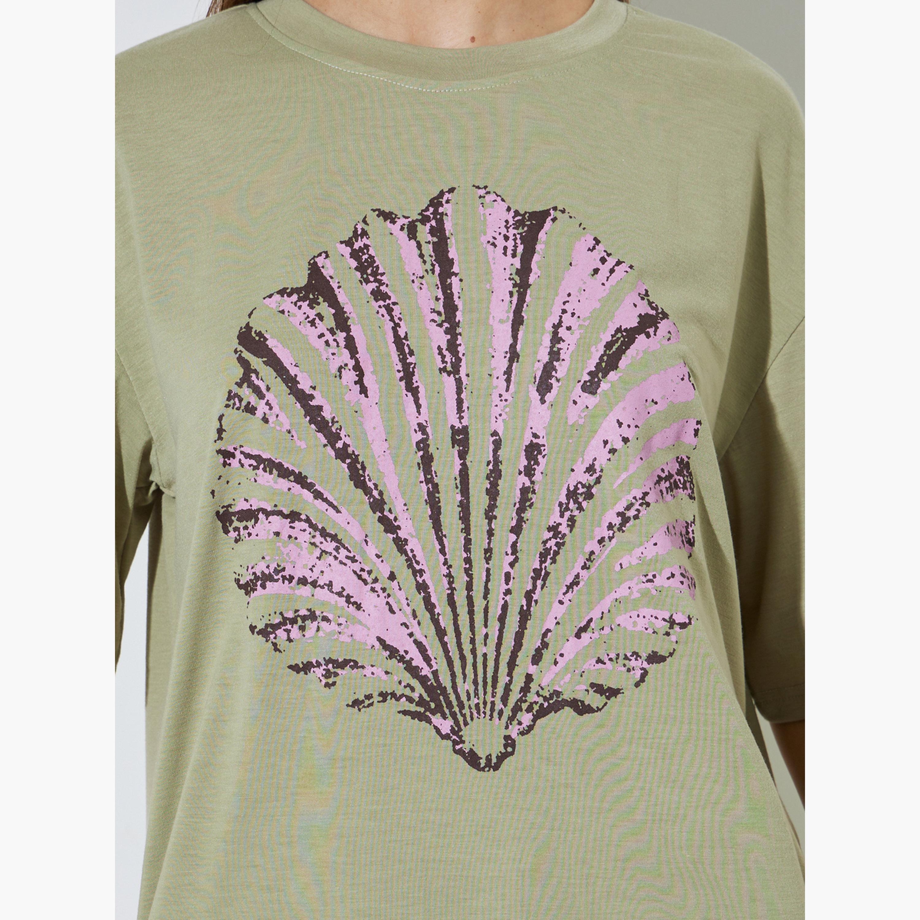 Styli Green Oversized Shell Graphic Print T-Shirt-women-clothing-tshirts-image-4