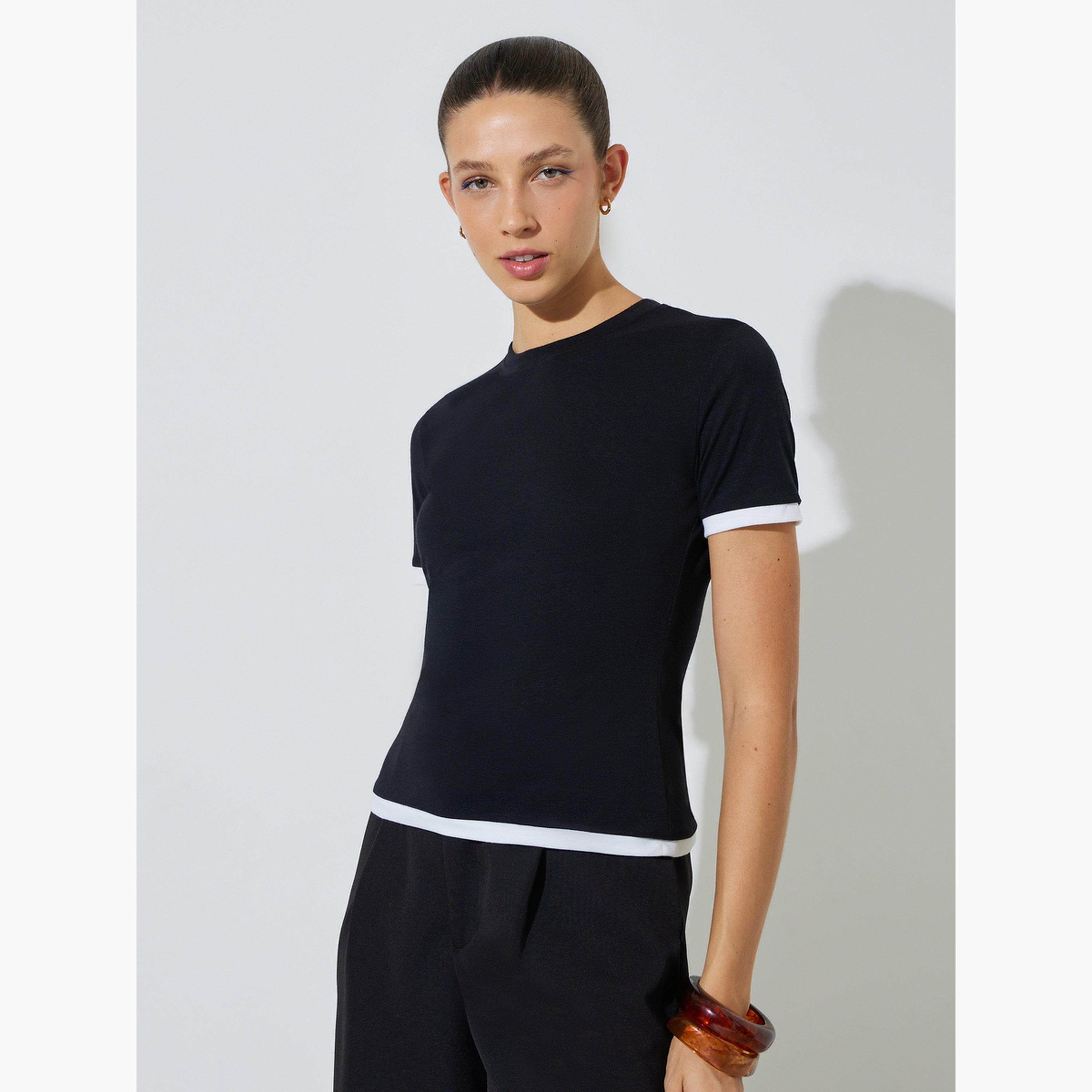 تيشيرت بياقة دائرية وحواف بلون متباين-women-clothing-tshirts-image-3