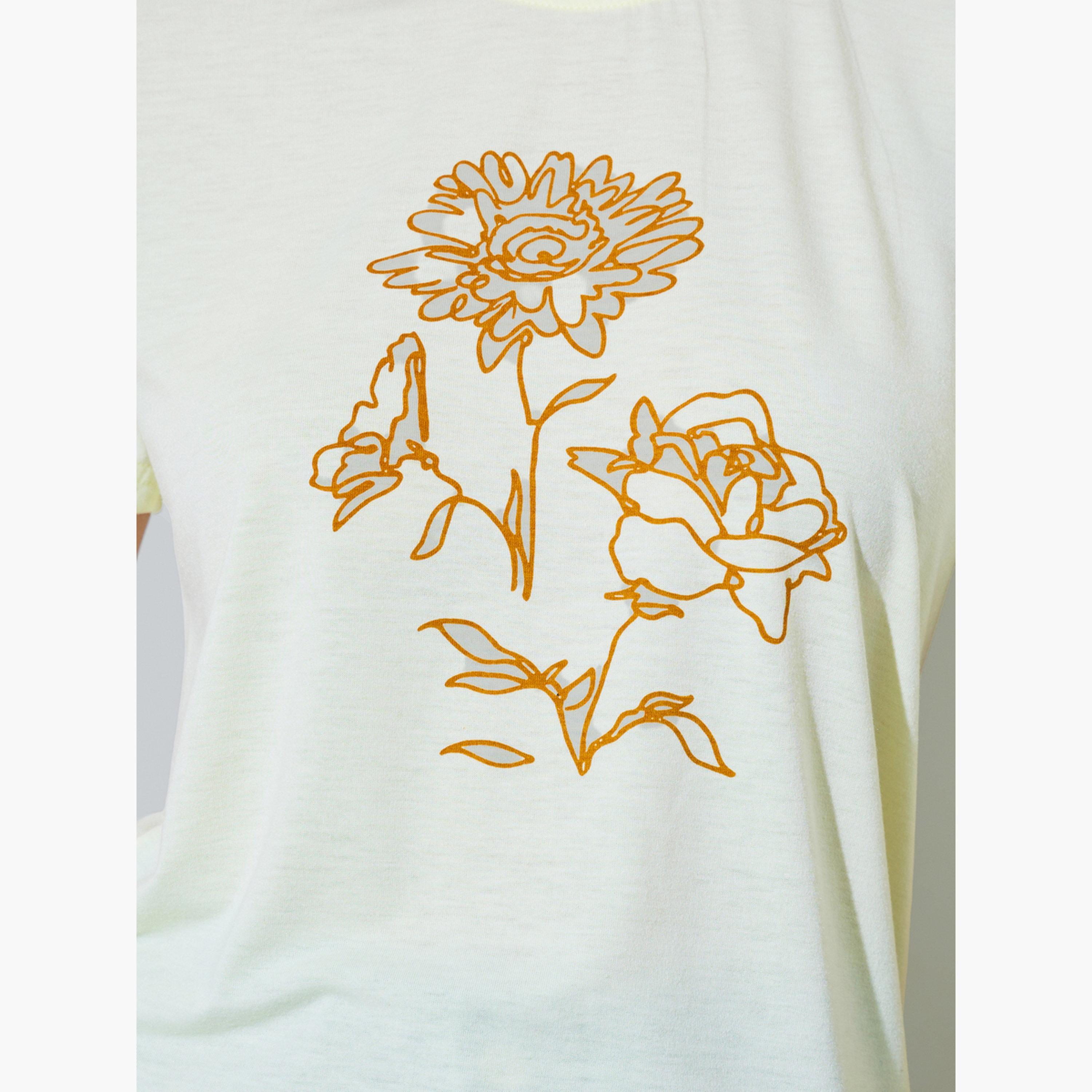 ستايلي - تيشيرت أصفر مطبوع عليه رسومات، بياقة دائرية وقصة عادية-women-clothing-tshirts-image-5