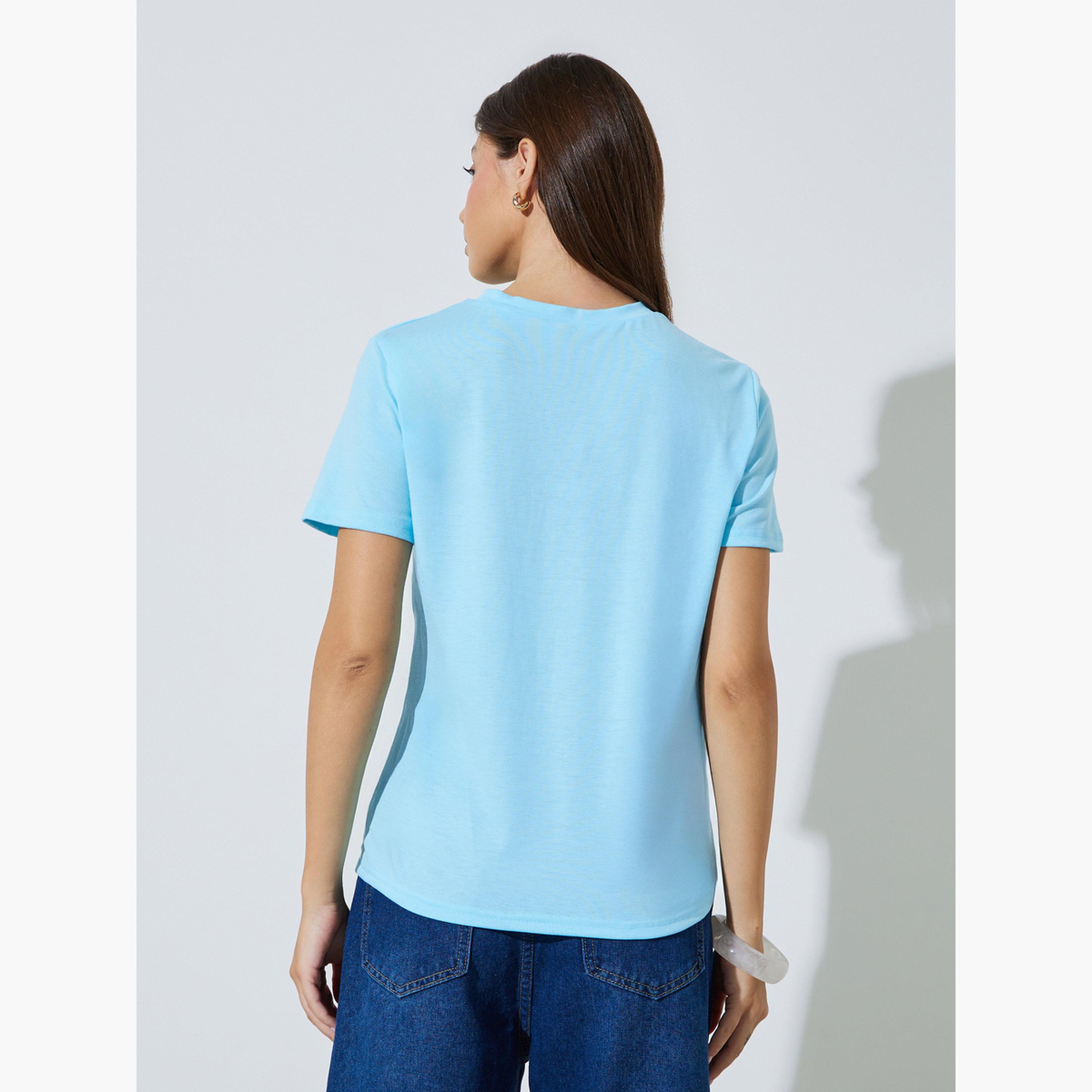 تيشيرت بقصة عادية وتفاصيل عقدة ملفوفة-women-clothing-tshirts-image-4
