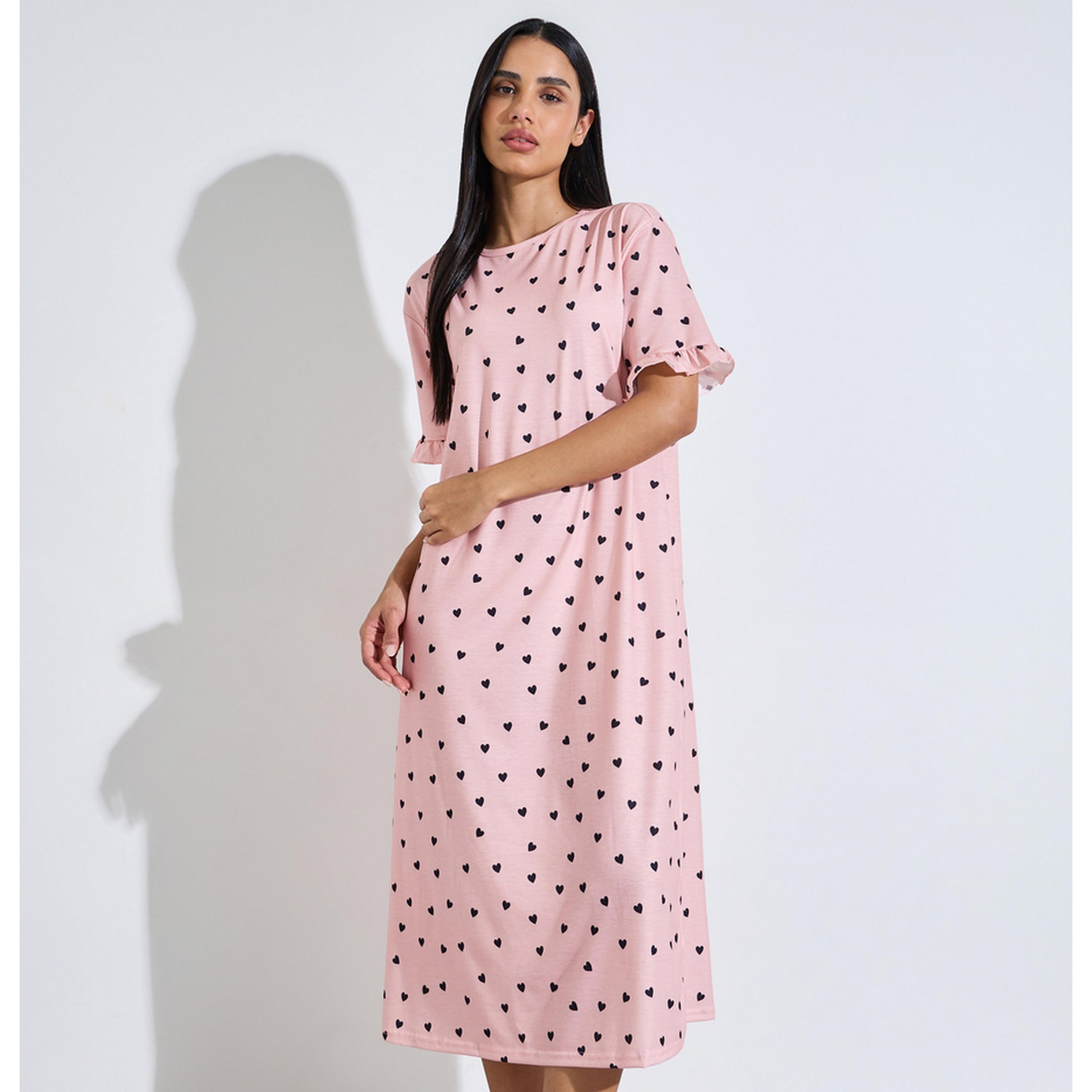 فستان نوم تيشيرت بأكمام قصيرة وكشكشة مع طبعة قلب بالكامل باللون الوردي-women-clothing-nightwear-nighties-image-1