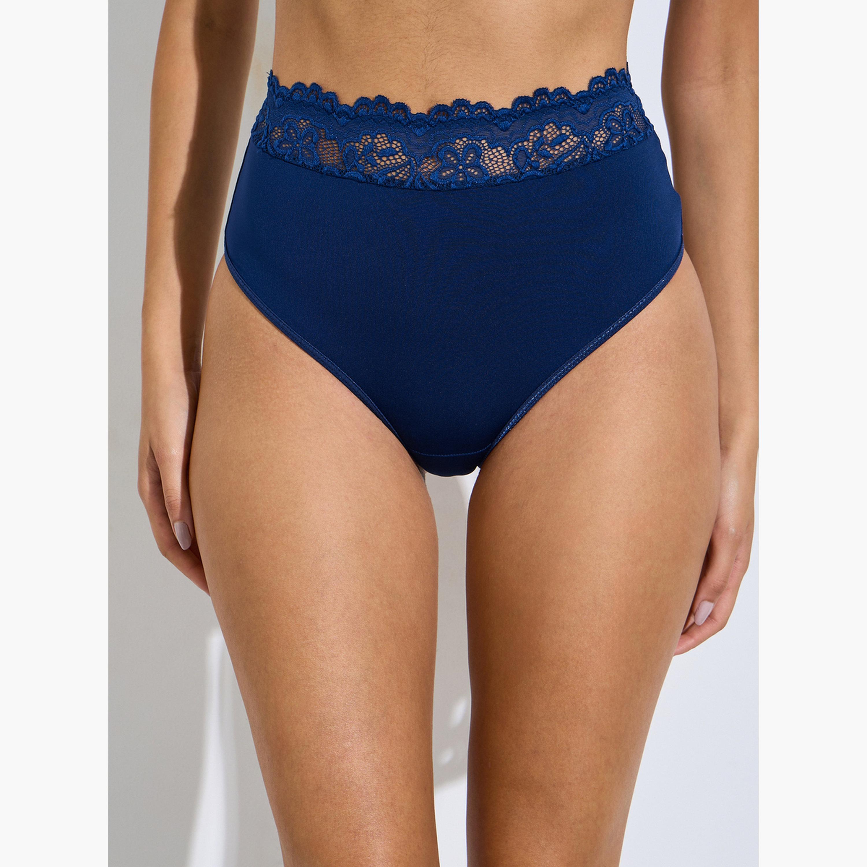 ستايلي - طقم توب قصير بفتحة صدر عميقة من الدانتيل الزهري وسروال داخلي كامل-women-clothing-lingerie-lingeriesets-image-4