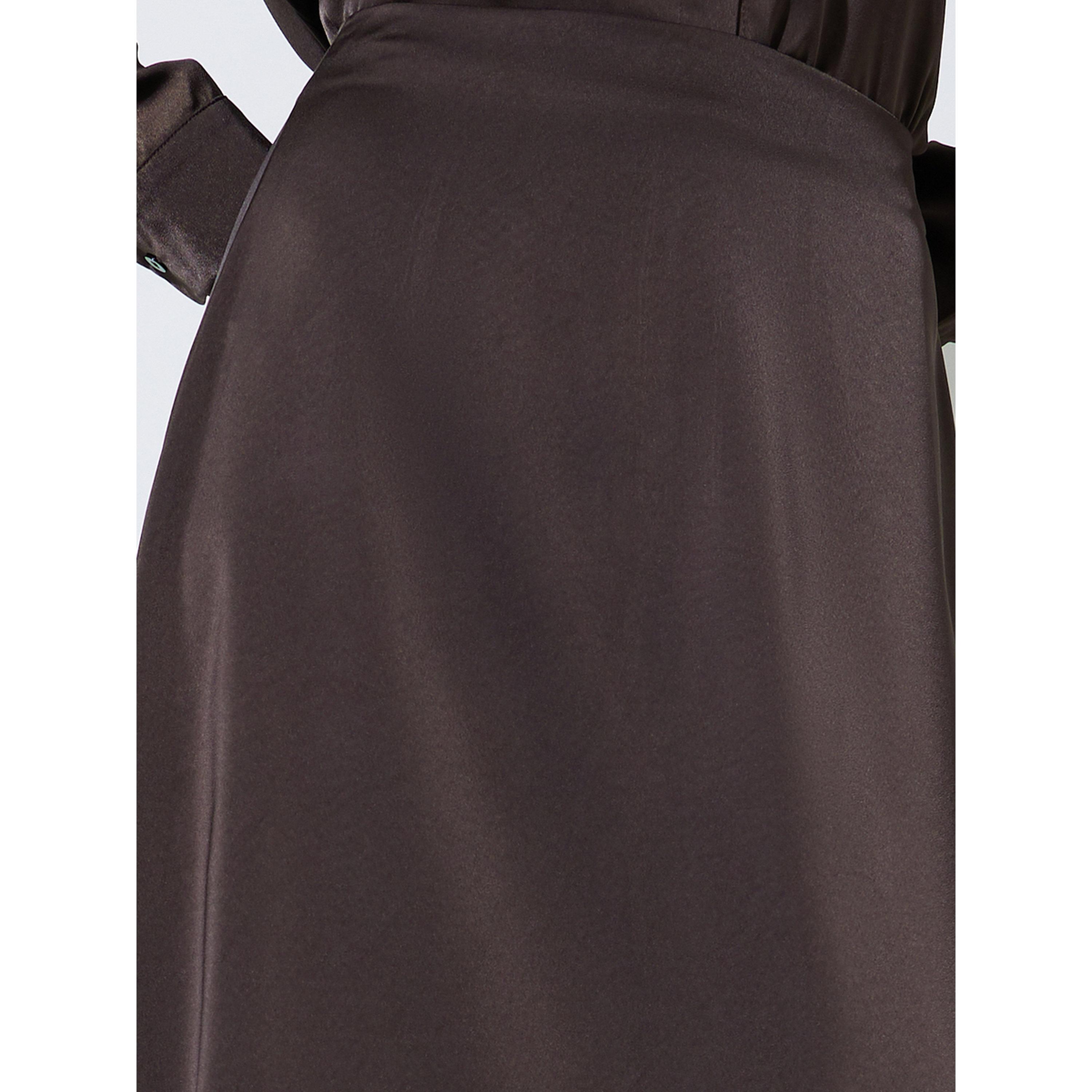 تنورة طويلة بحافة واسعة بلون سادة-women-clothing-skirts-image-3