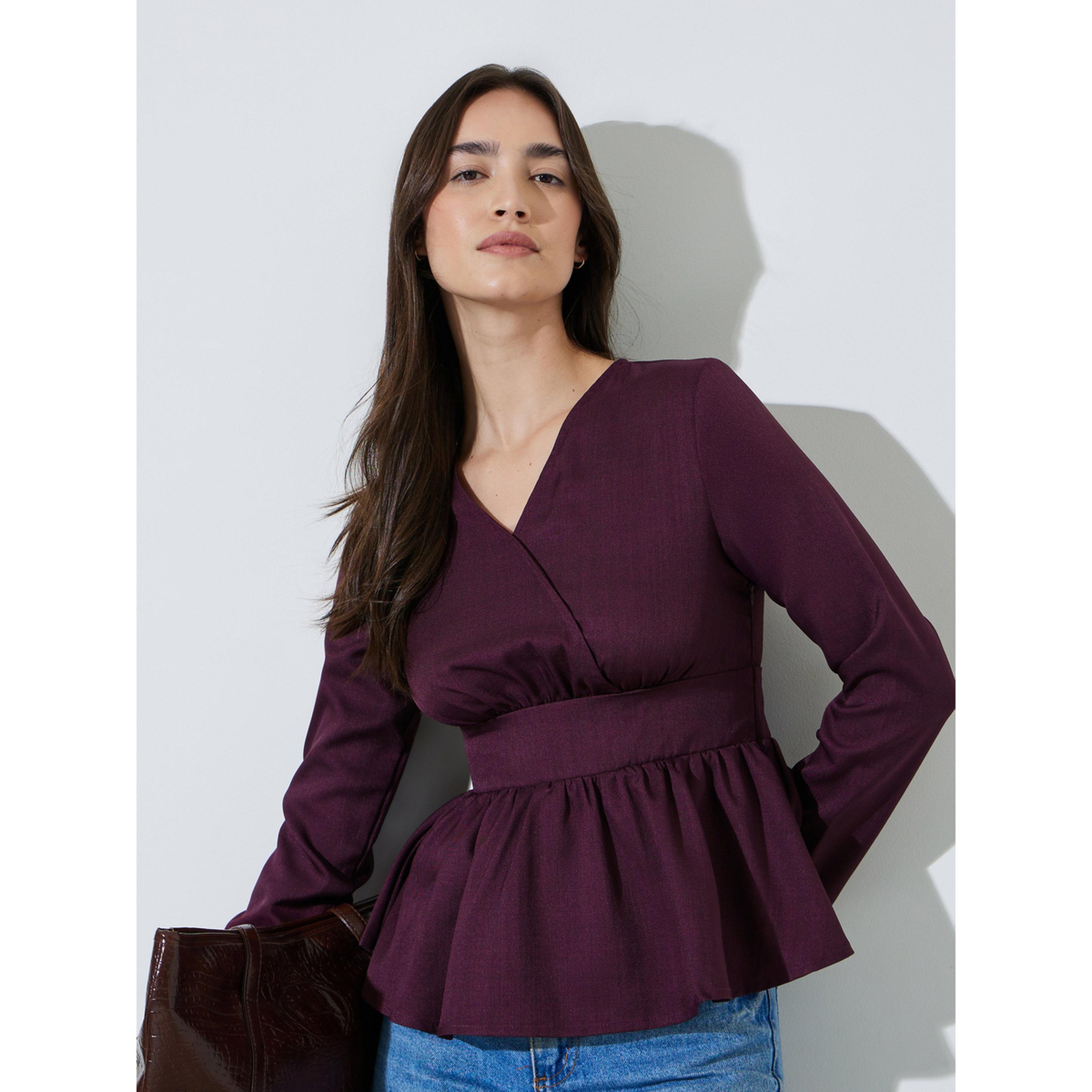 بلوزة بيبلوم وتفاصيل مكشكشة سادة بلون بورغندي-women-clothing-shirtsandblouses-blouses-image-4