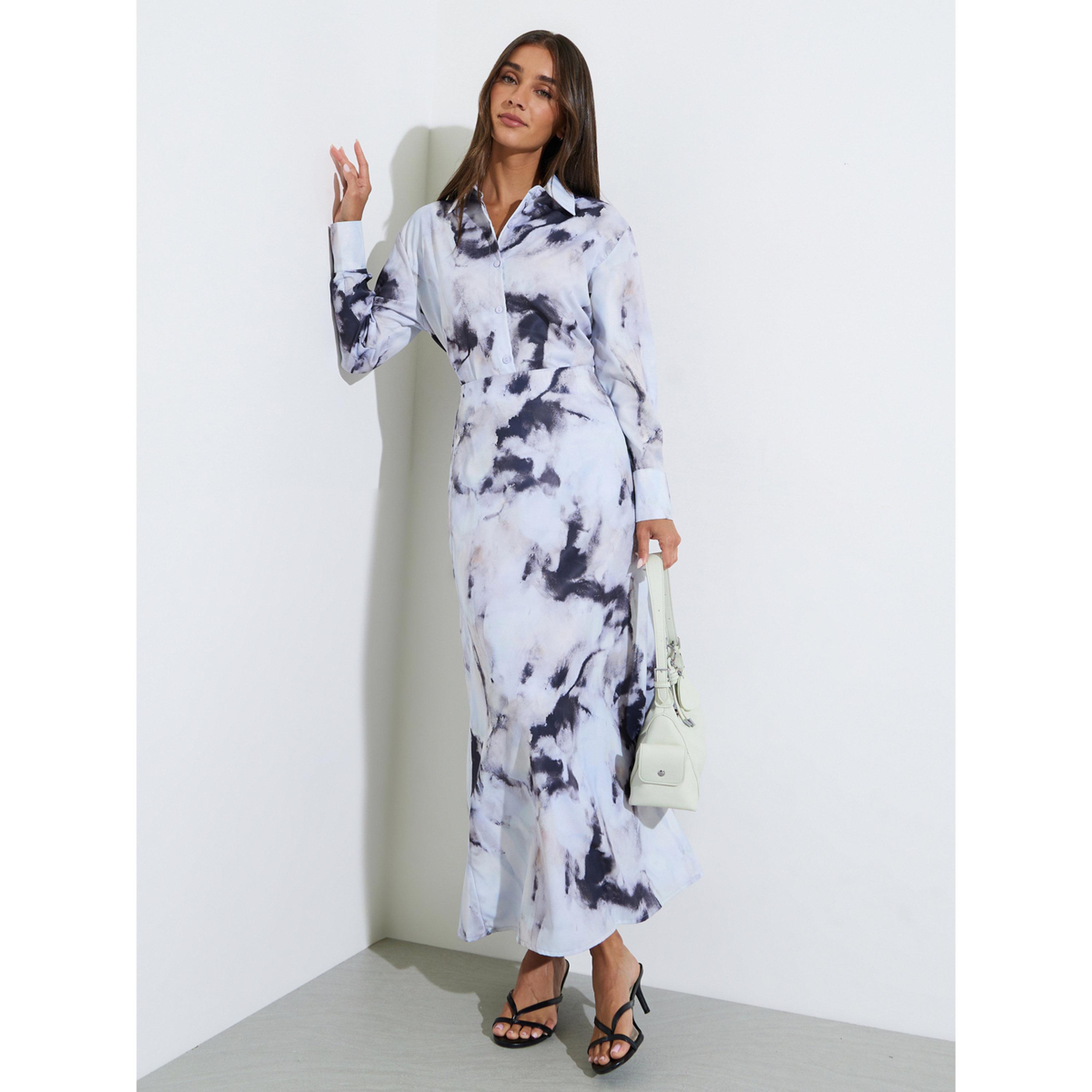 بلوزة واسعة طويلة بطبعة تجريدية باللون الرمادي-women-clothing-shirtsandblouses-shirts-image-2