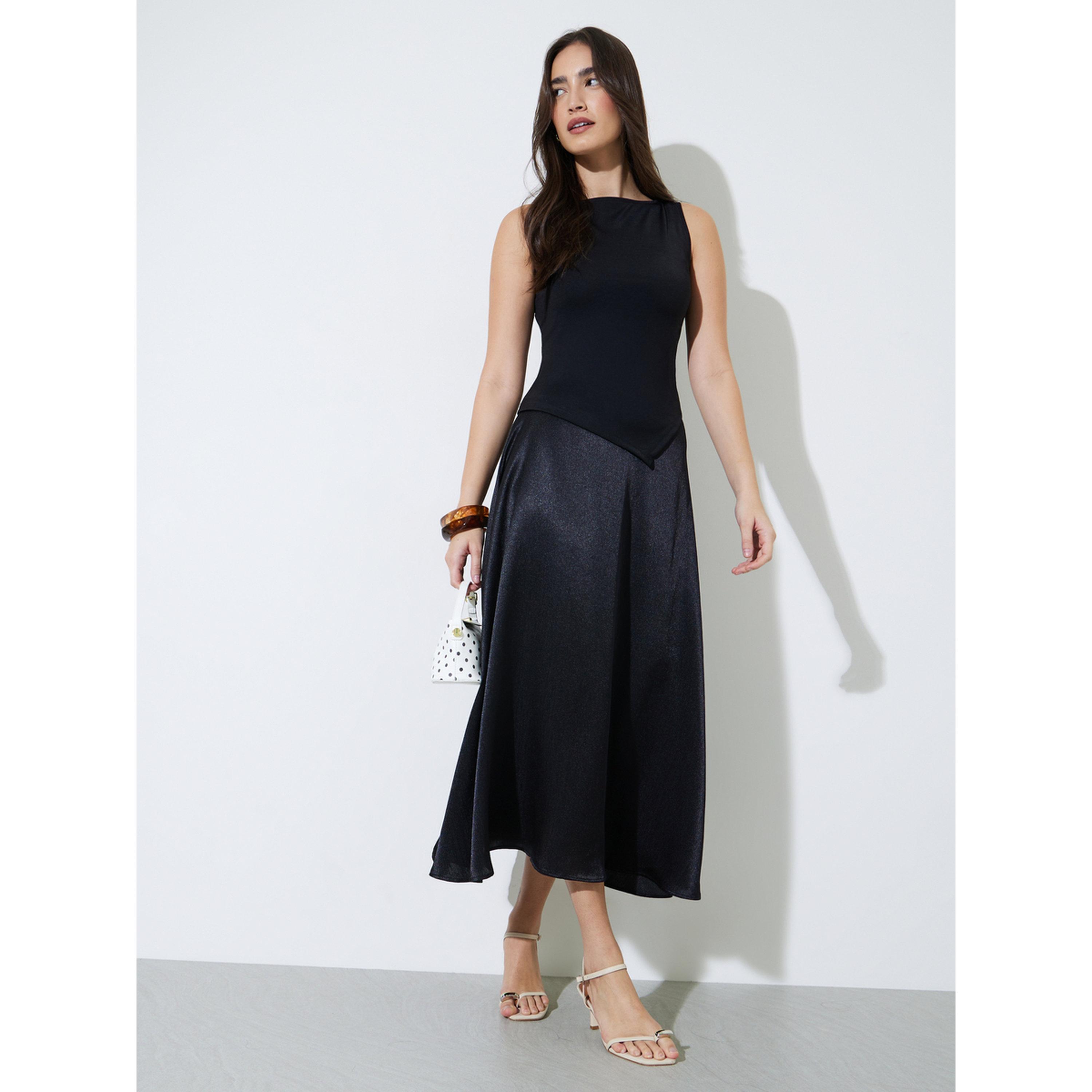تنورة ميدي ساتان بحافة واسعة بلون سادة-women-clothing-skirts-image-2