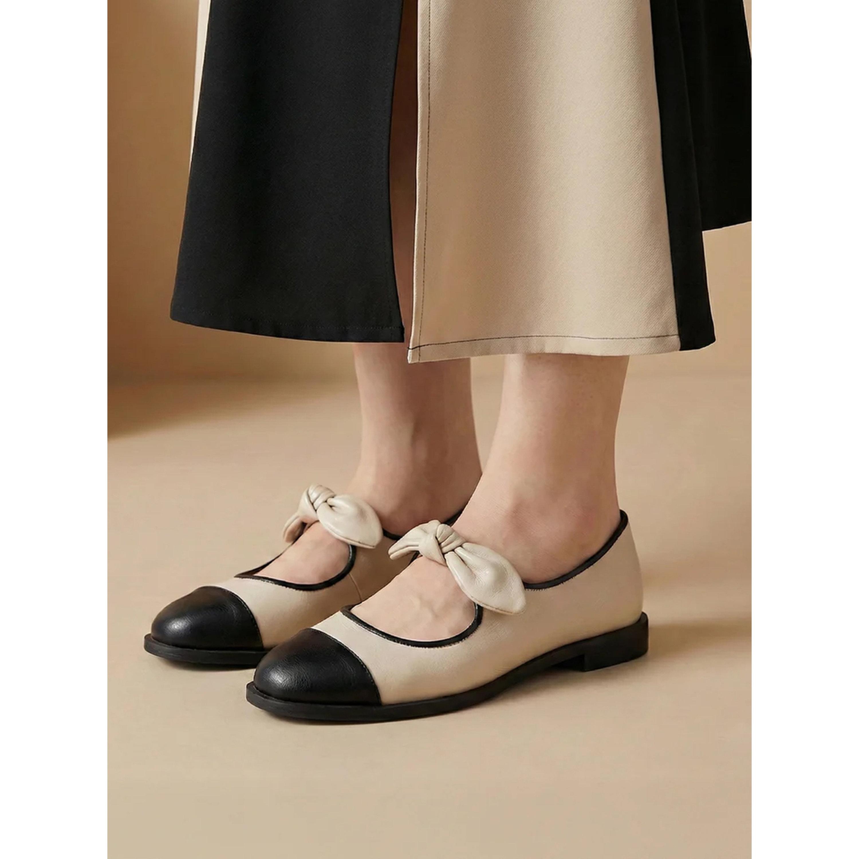 حذاء باليرينا بمقدمة متباينة وتفاصيل عقدة فراشة-women-shoes-ballerinas-image-2