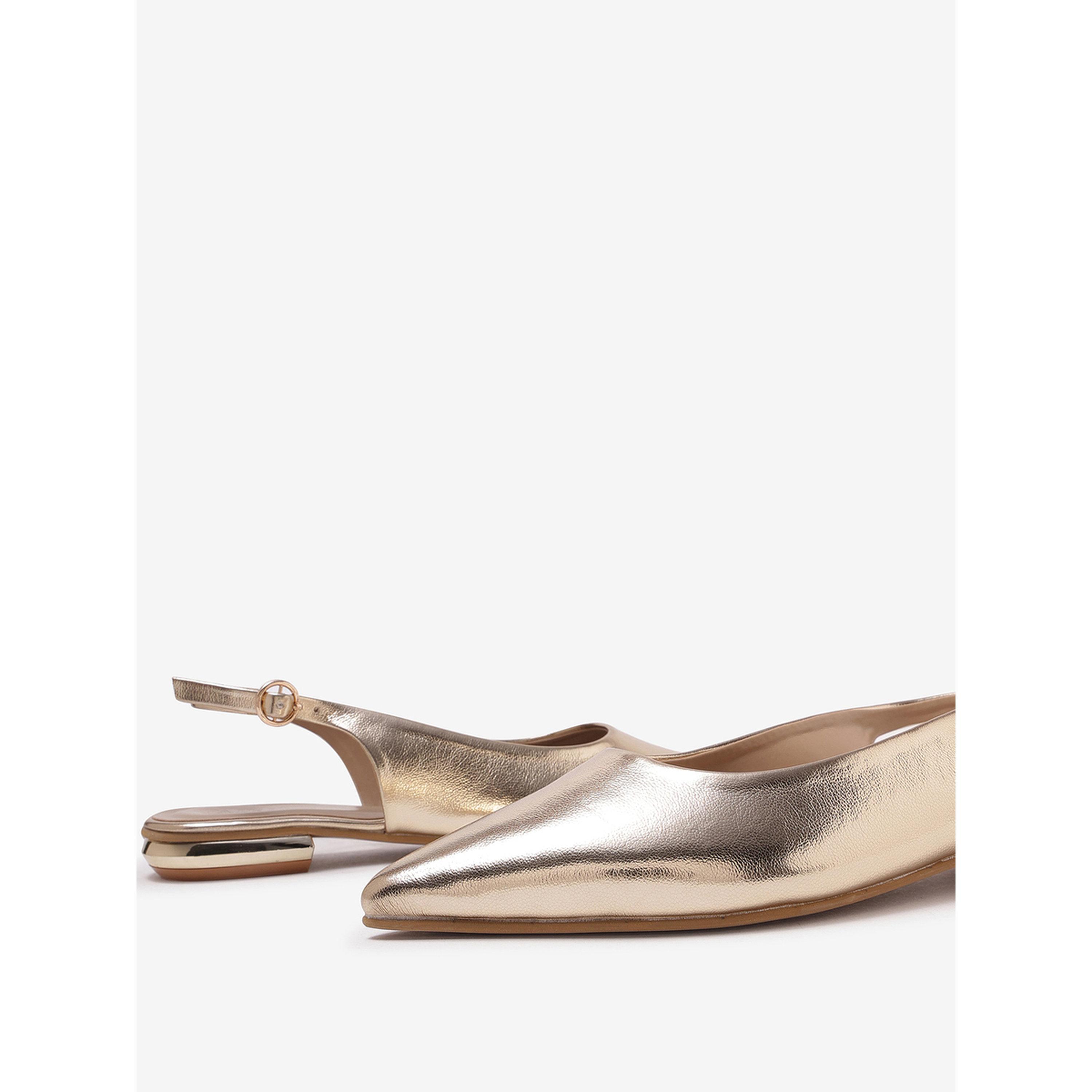 حذاء بمقدمة مدببة وحزام خلفي-women-shoes-heels-image-6