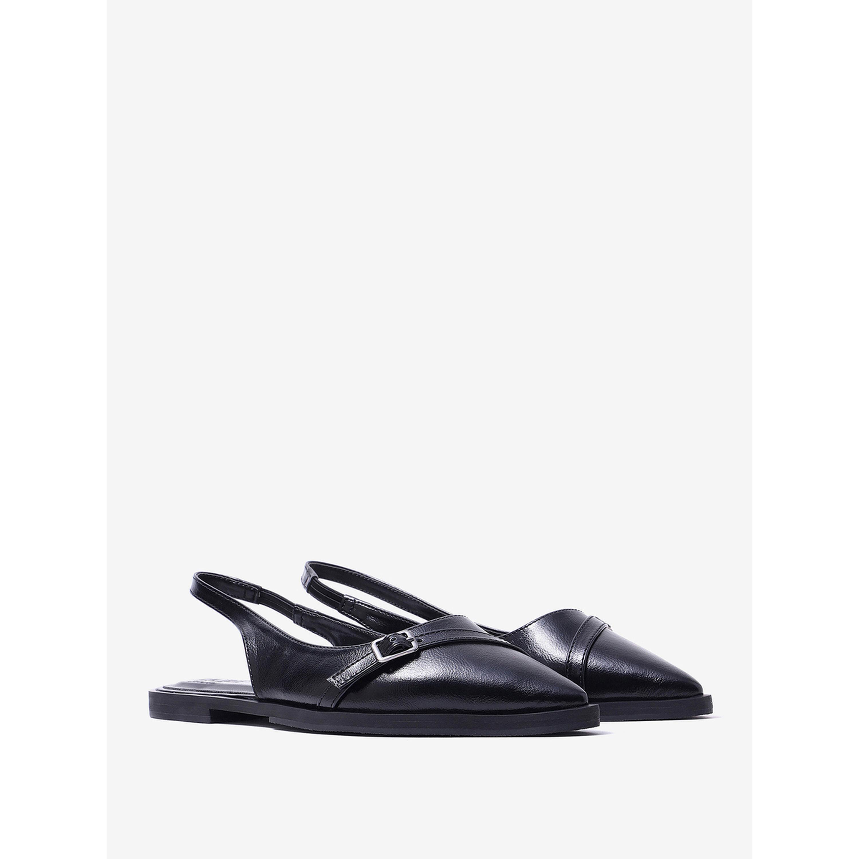 حذاء بمشبك ومقدمة مدببة وحزام خلفي-women-shoes-sandals-flats-image-1