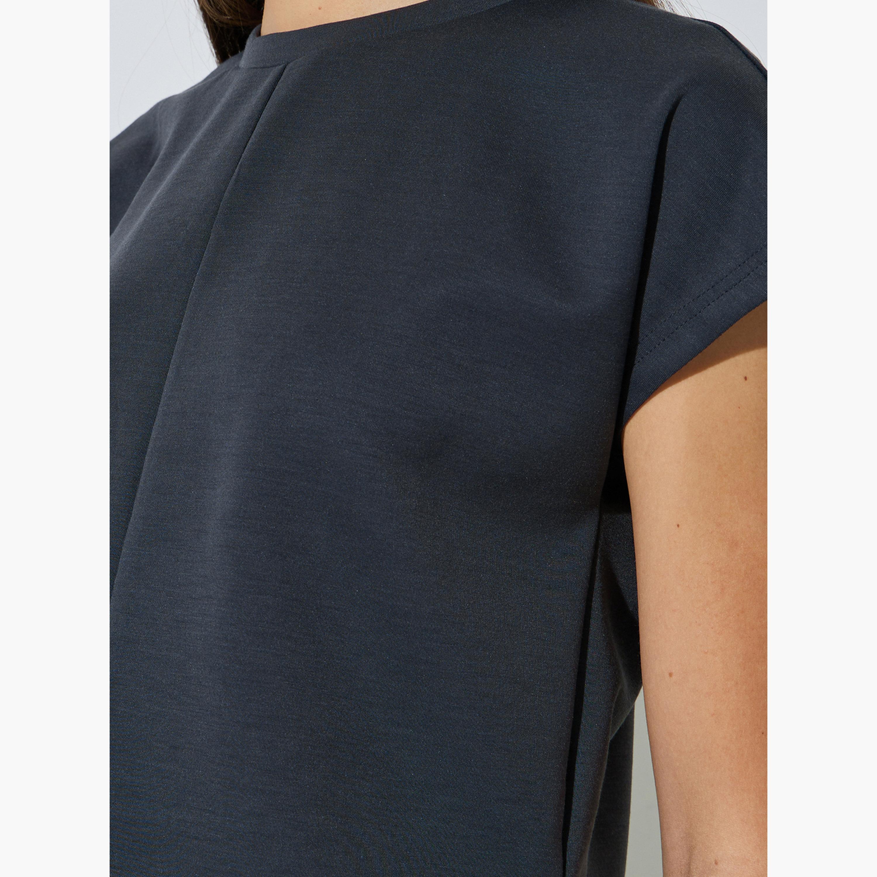 Styli Charcoal Solid Round Neck T-Shirt and Joggers Co-ord Set-women-clothing-coordsets-image-6