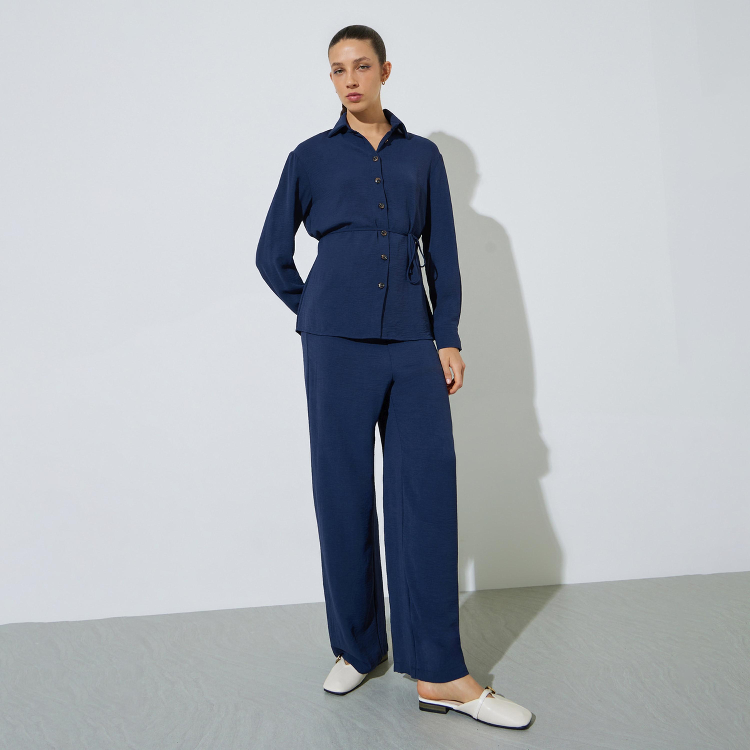 طقم منسق من بنطال بأرجل واسعة وبلوزة طويلة-women-clothing-coordsets-image-1