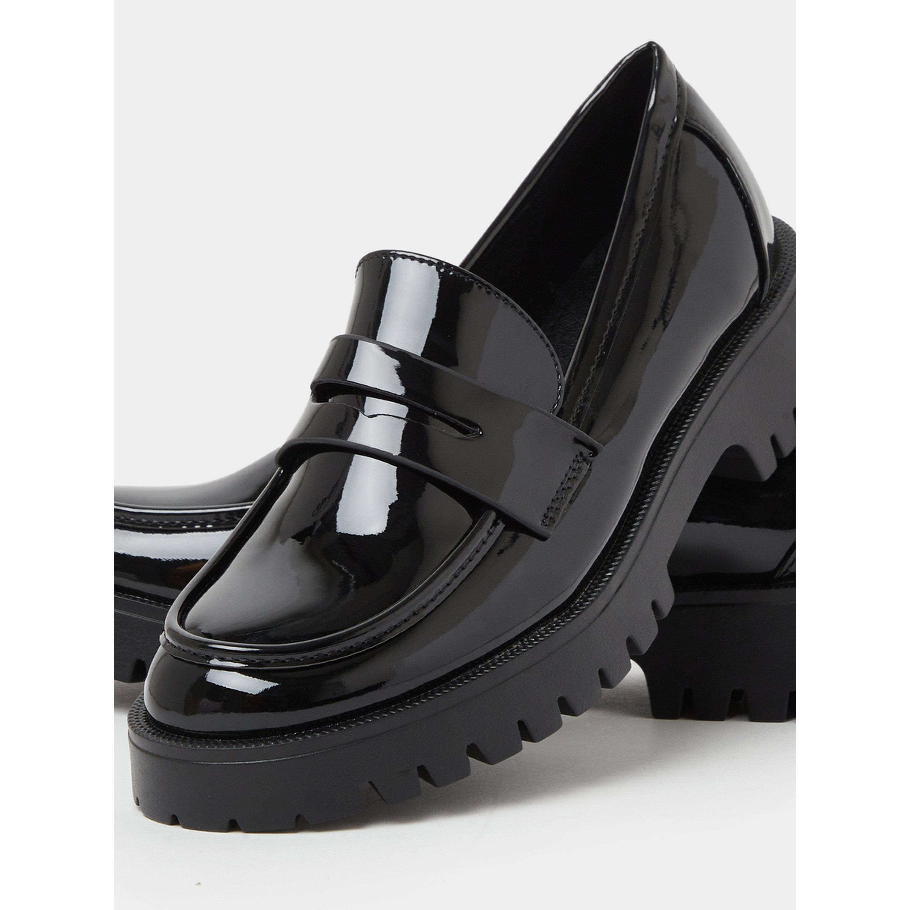 حذاء لوفرز نعل سميك من الجلد اللامع باللون الأسود-women-shoes-loafersandmoccasins-image-5
