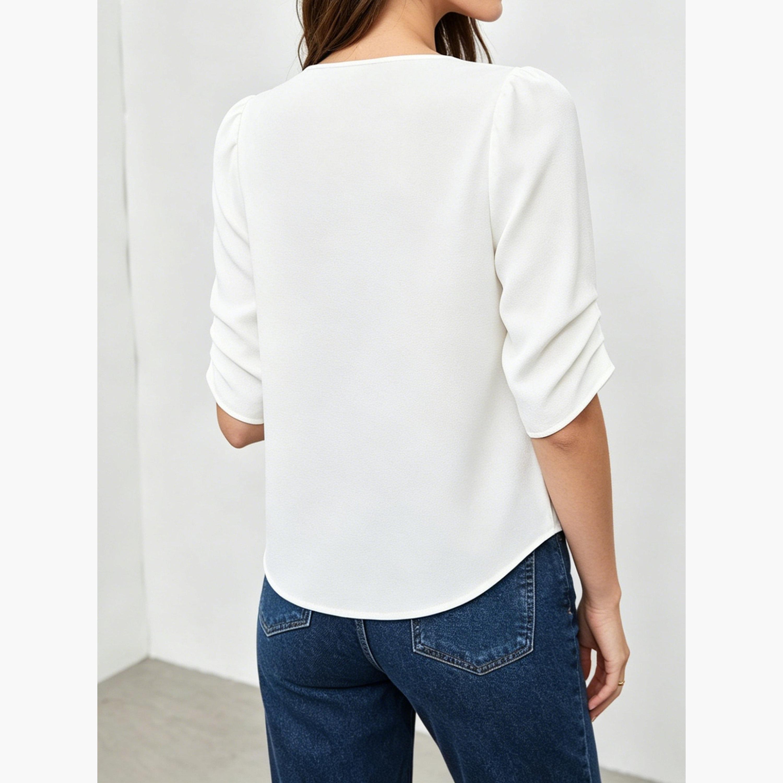 بلوزة كاجوال بياقة بفتحة-women-clothing-shirtsandblouses-blouses-image-6