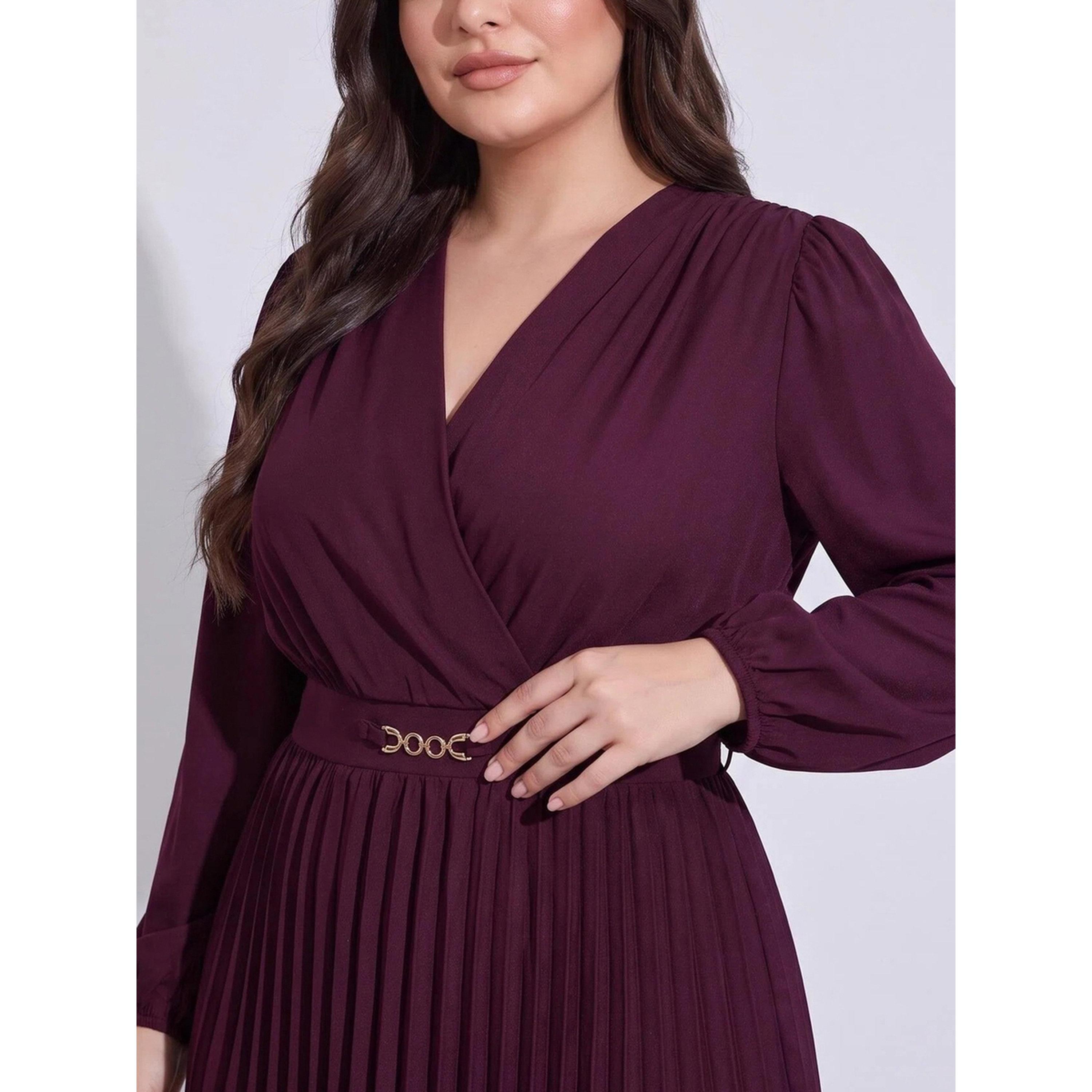 Styli Plus Size Burgundy Solid Pleated A-Line Maxi Dress-women-clothing-dresses-image-4