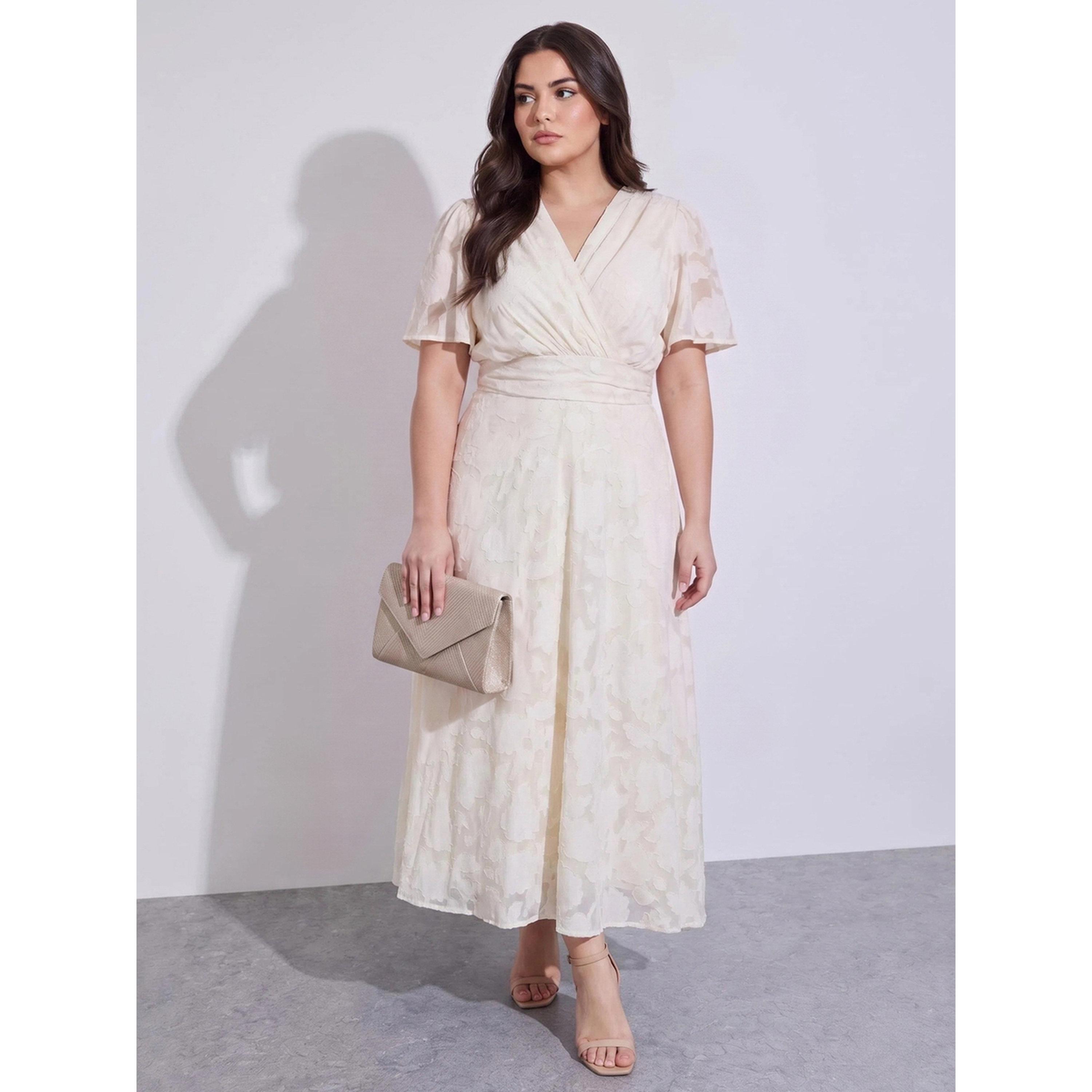 ستايلي - فستان ماكسي من قماش الجاكار بلون كريمي سادة ياقة V تصميم A مقاس كبير من-women-clothing-dresses-image-1