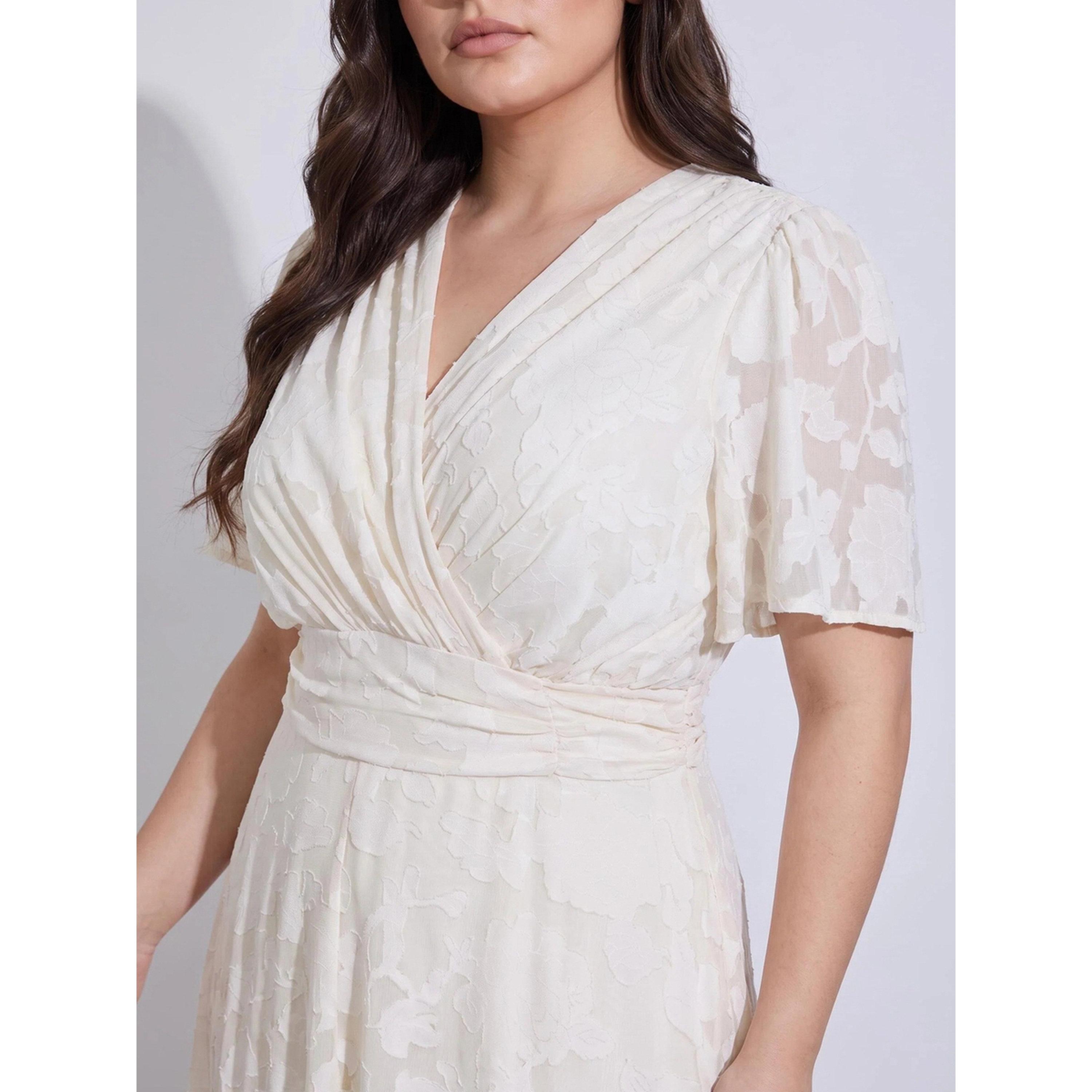 ستايلي - فستان ماكسي من قماش الجاكار بلون كريمي سادة ياقة V تصميم A مقاس كبير من-women-clothing-dresses-image-4