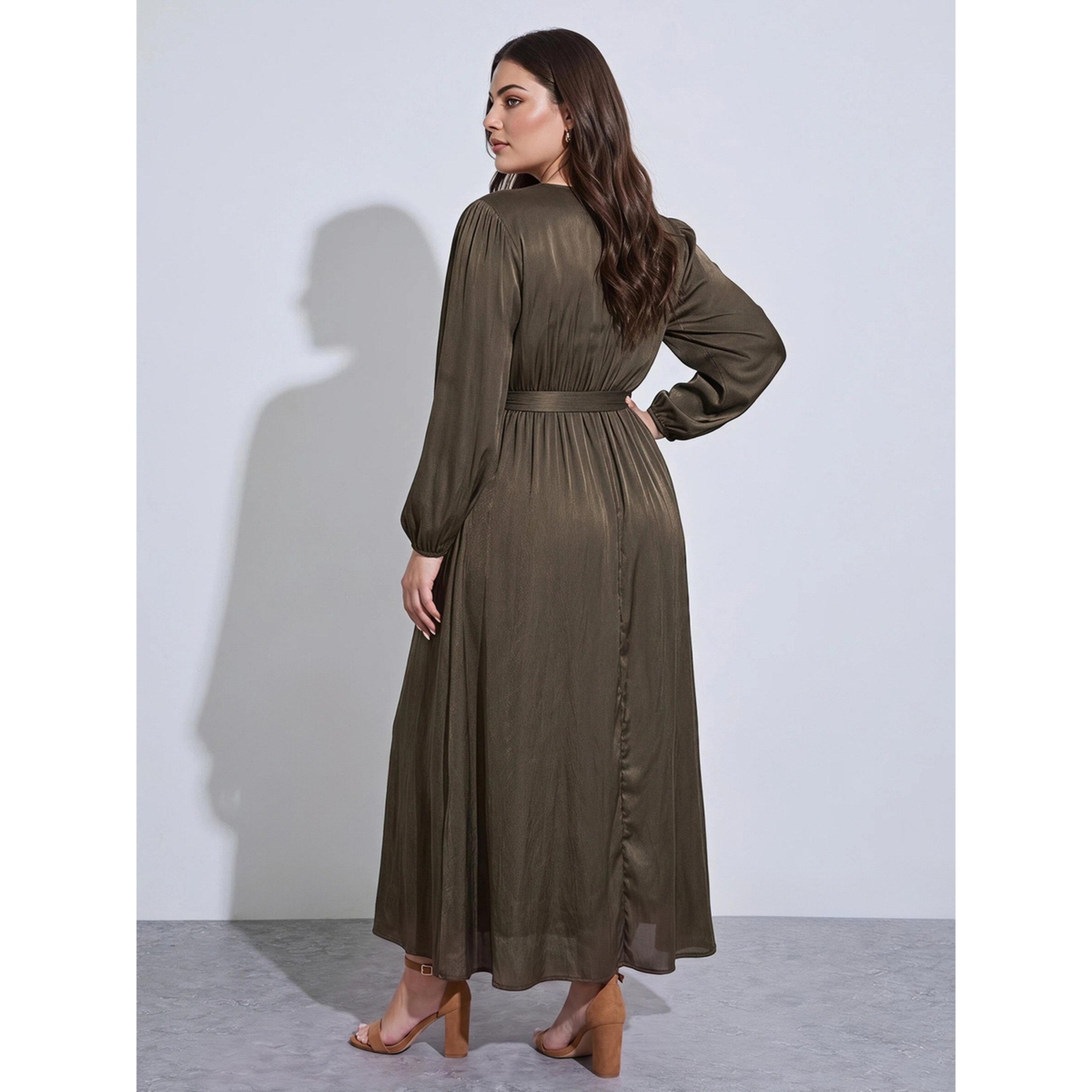 ستايلي - فستان ماكسي بني سادة من الساتان تصميم A مقاس كبير بخصر مربوط-women-clothing-dresses-image-3
