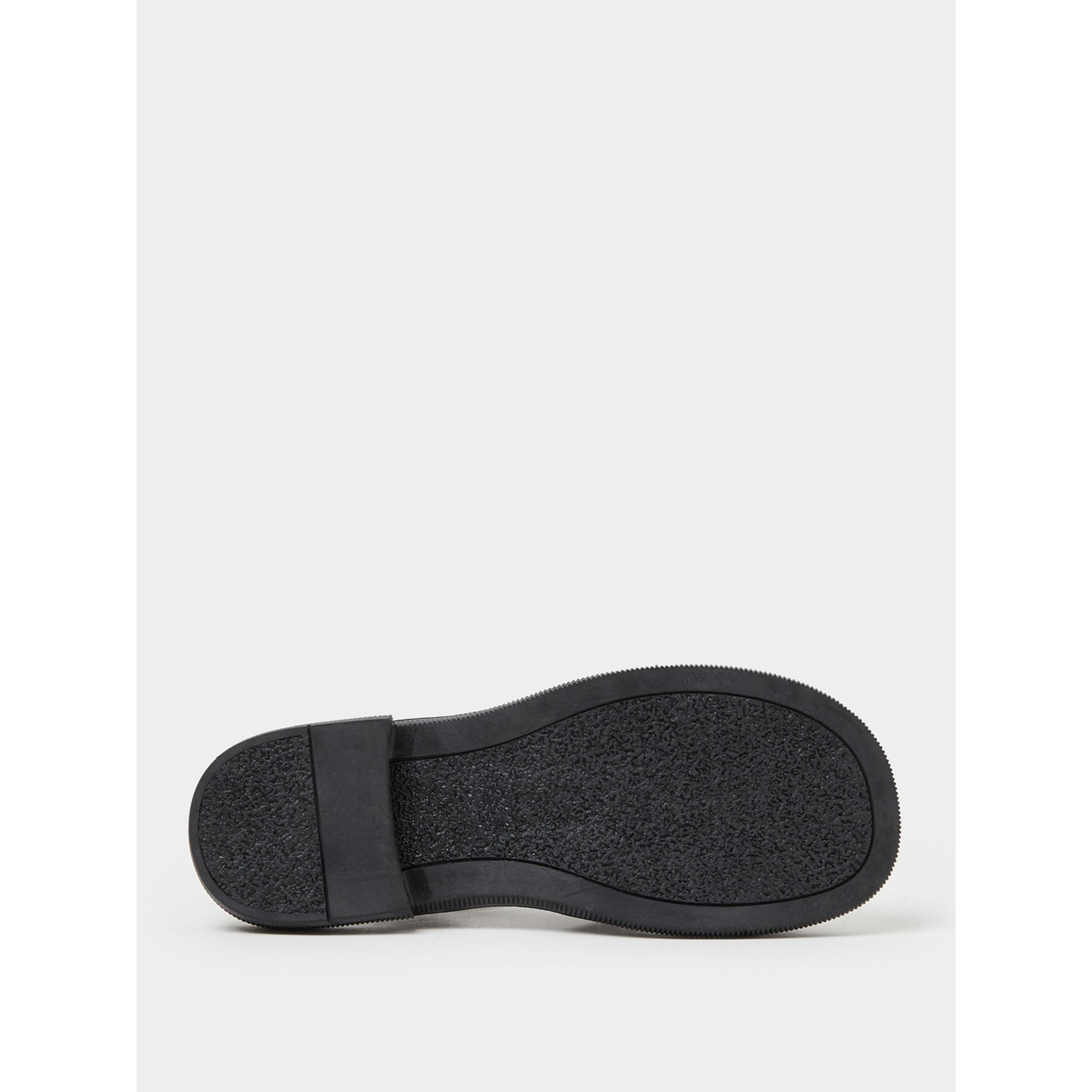 صندل روماني بإبزيم إغلاق-women-shoes-sandals-floaters-image-7