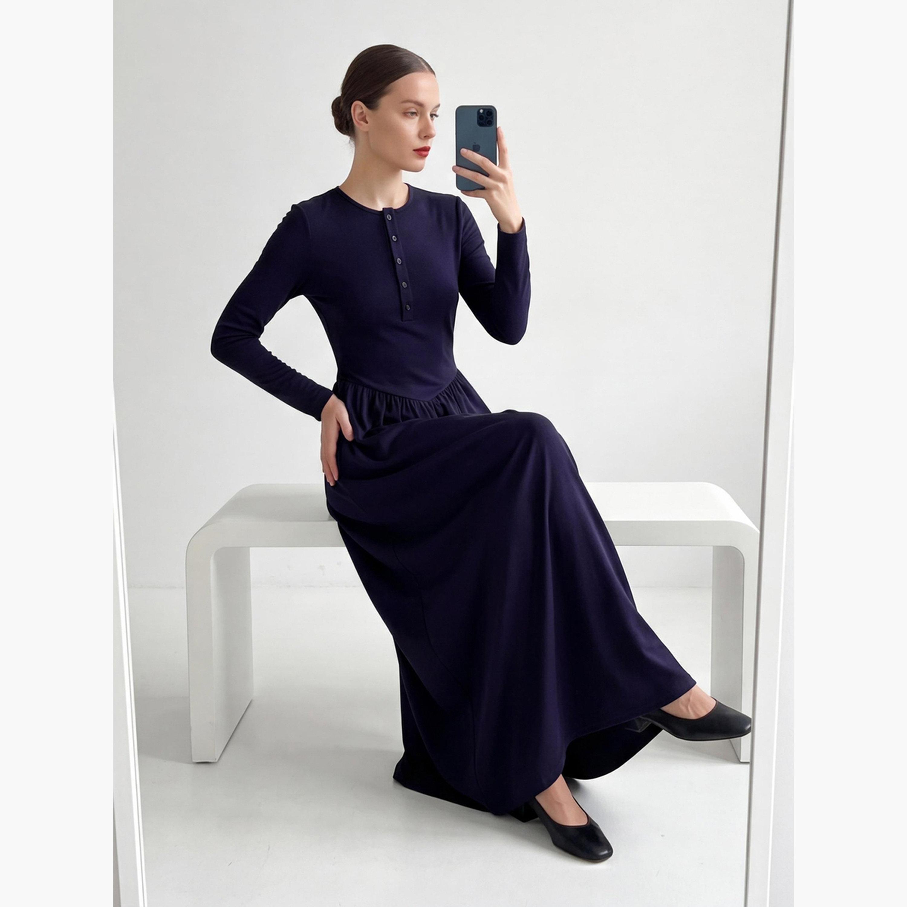 فستان طويل بحافة واسعة وأكمام طويلة-women-clothing-dresses-image-4