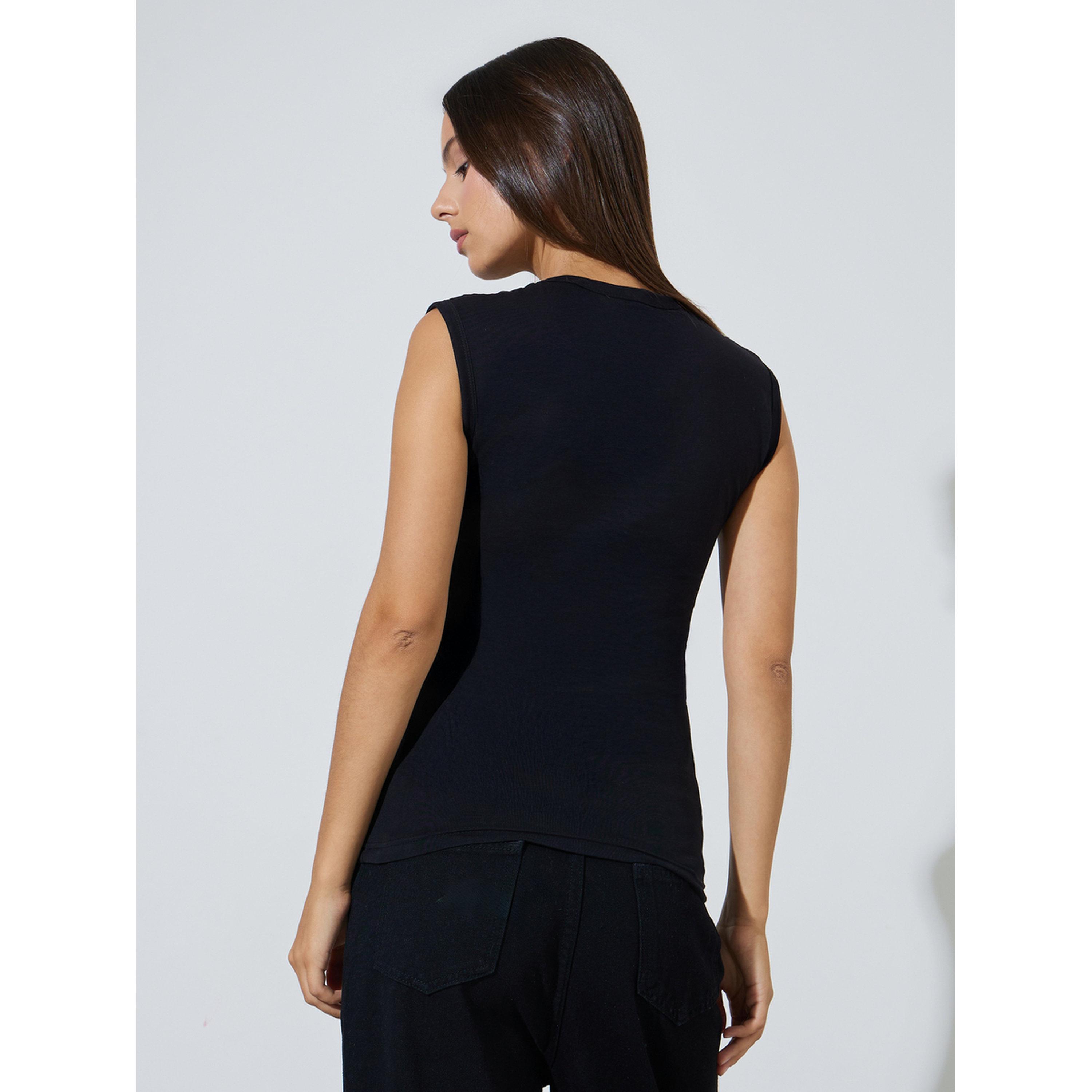 Styli Black Solid Round Neck Fitted Tank Top-women-clothing-shirtsandblouses-blouses-image-3
