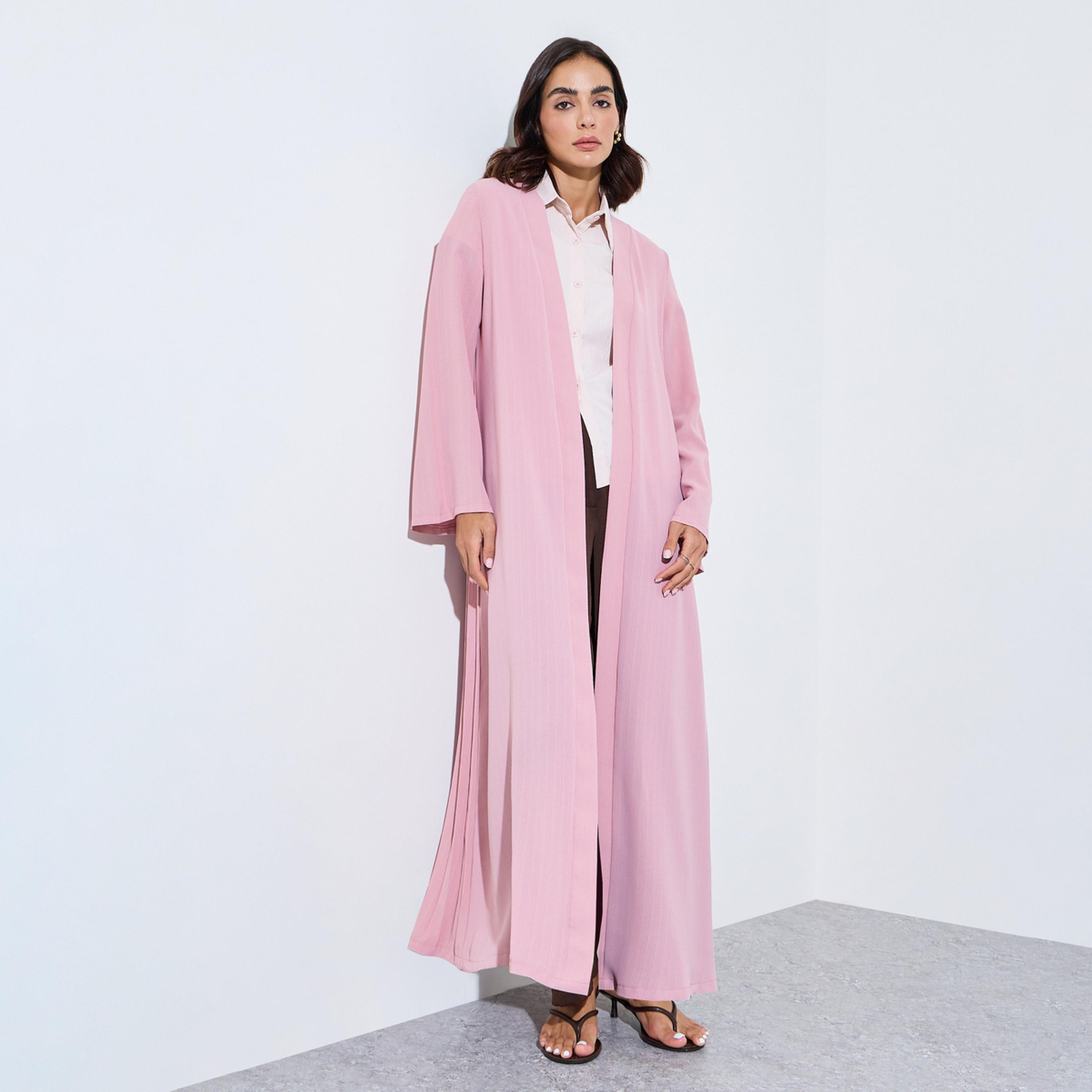 عباية مفتوحة من الأمام بتفاصيل كسرات خلفية لون وردي فاتح-women-arabicclothing-abayas-image-1