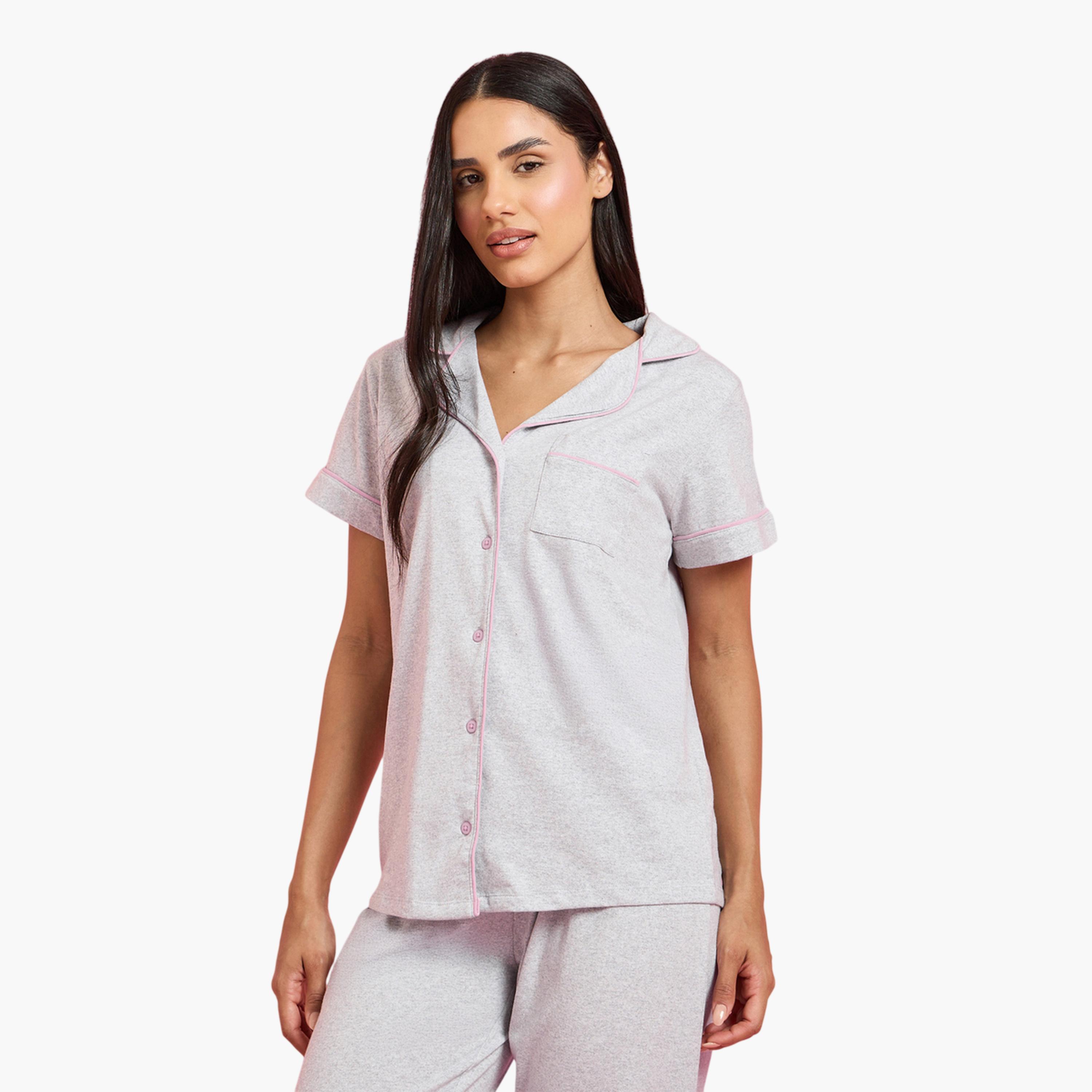 ستايلي - بيجاما قميص بأكمام قصيرة وبنطال واسع الساقين بحواف رمادية متباينة-women-clothing-nightwear-pyjamas-longsets-image-2