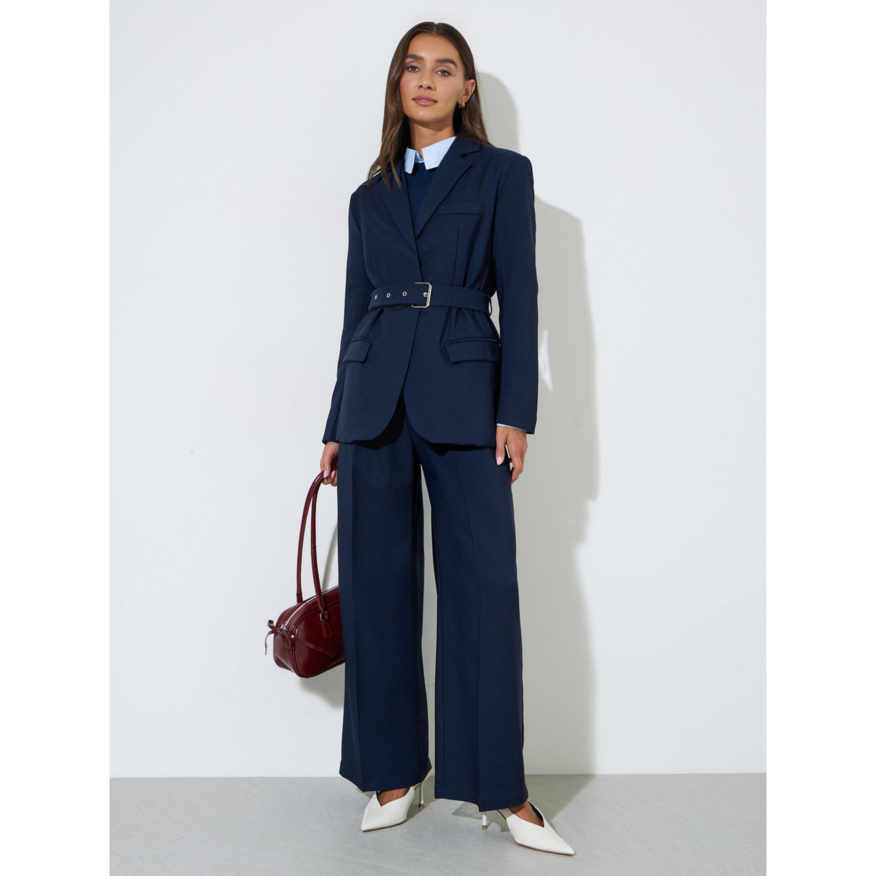بليزر بحزام وقصة عادية باللون الأزرق الداكن-women-clothing-coatsandjackets-blazers-image-2